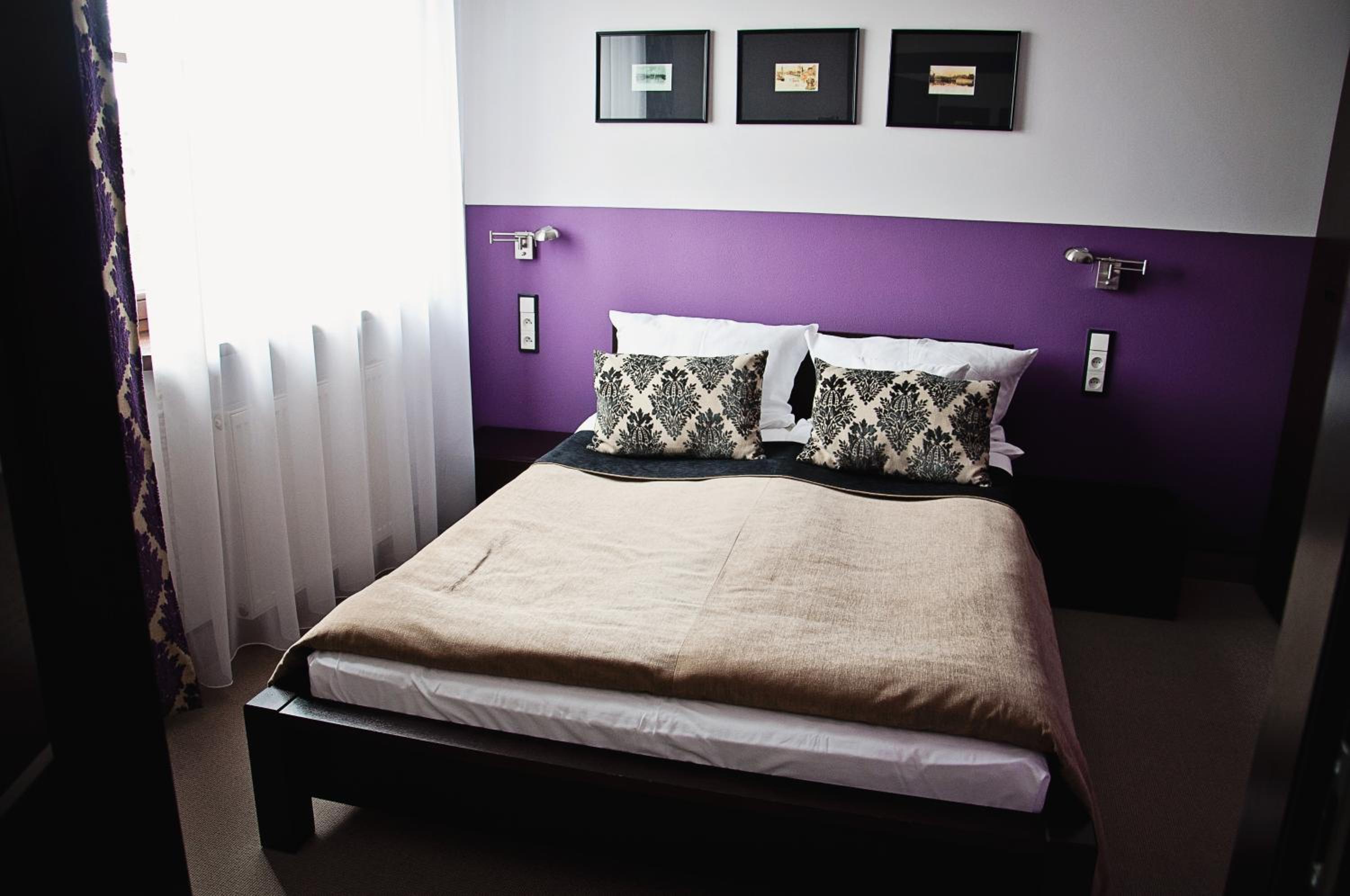 Double Room - Photo 6