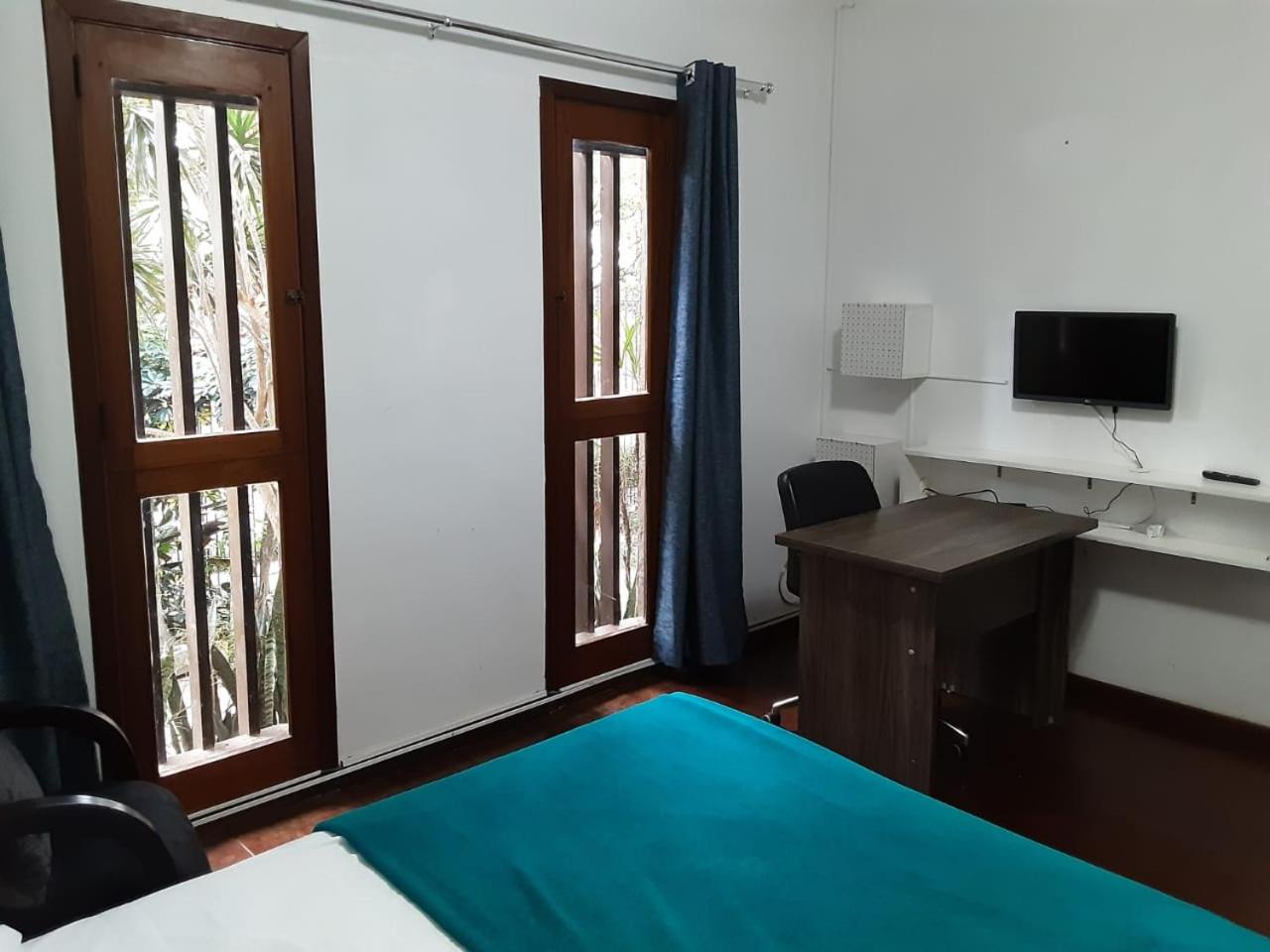 Double Room With Shared Bathroom