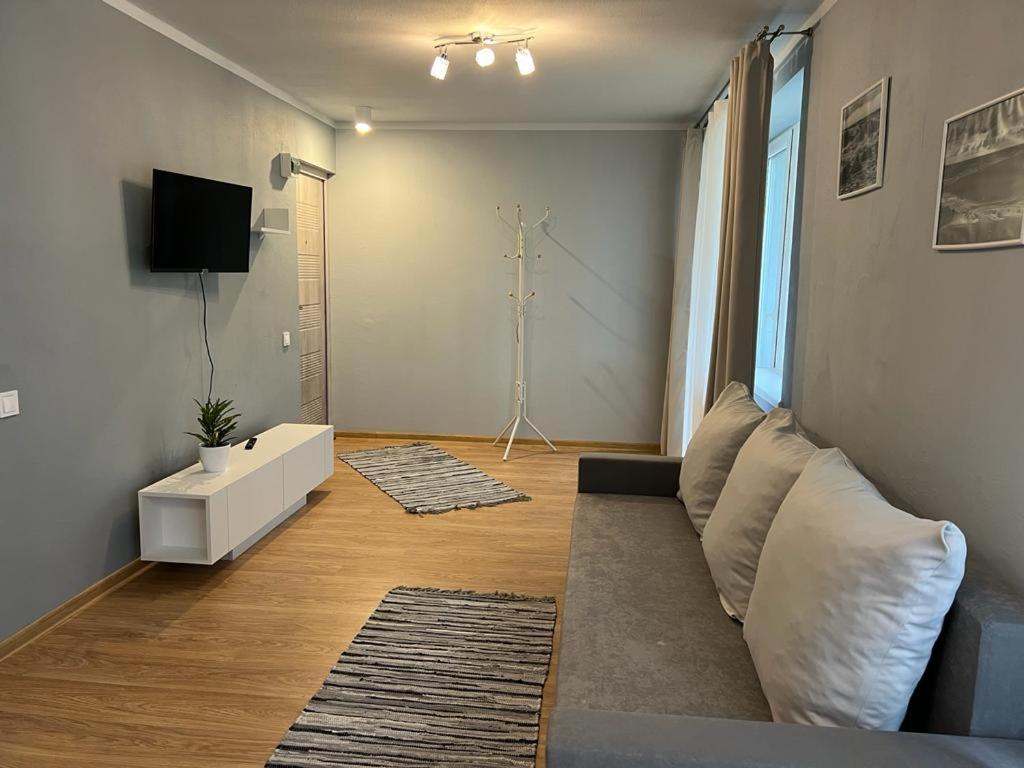 Quadruple Room with Balcony - Photo 2