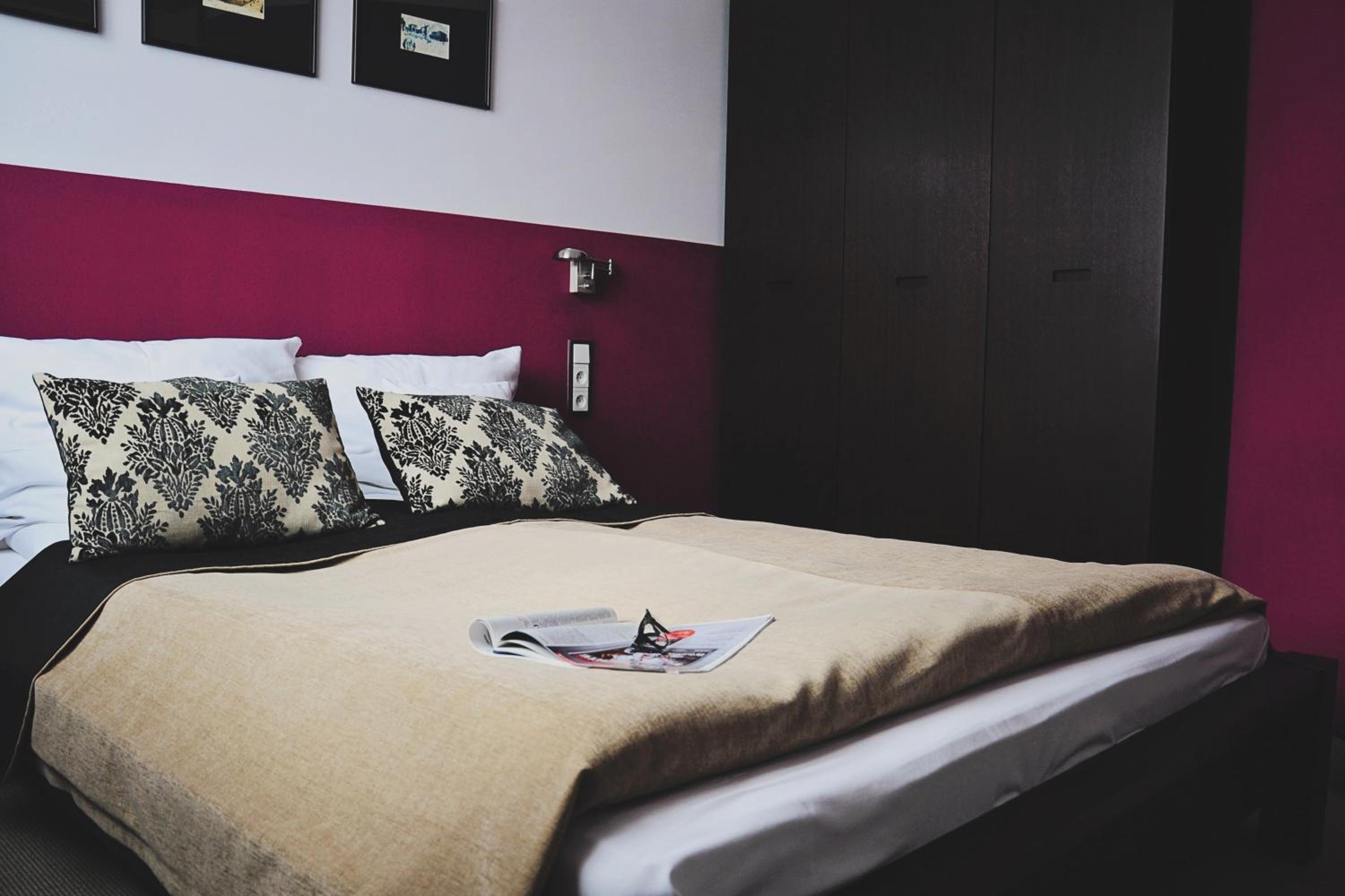 Deluxe Suite - Photo 2