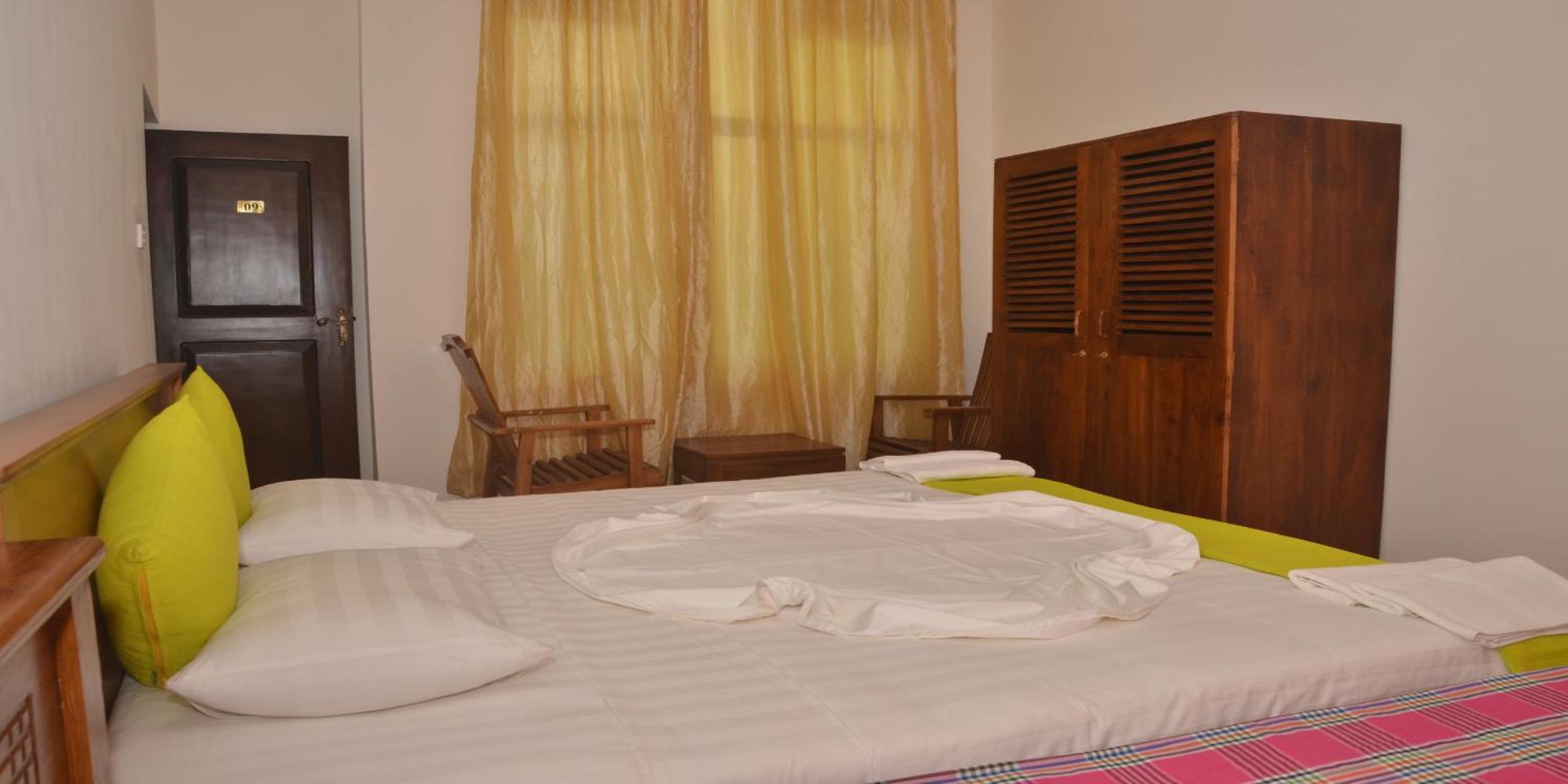 Triple Room with Bathroom