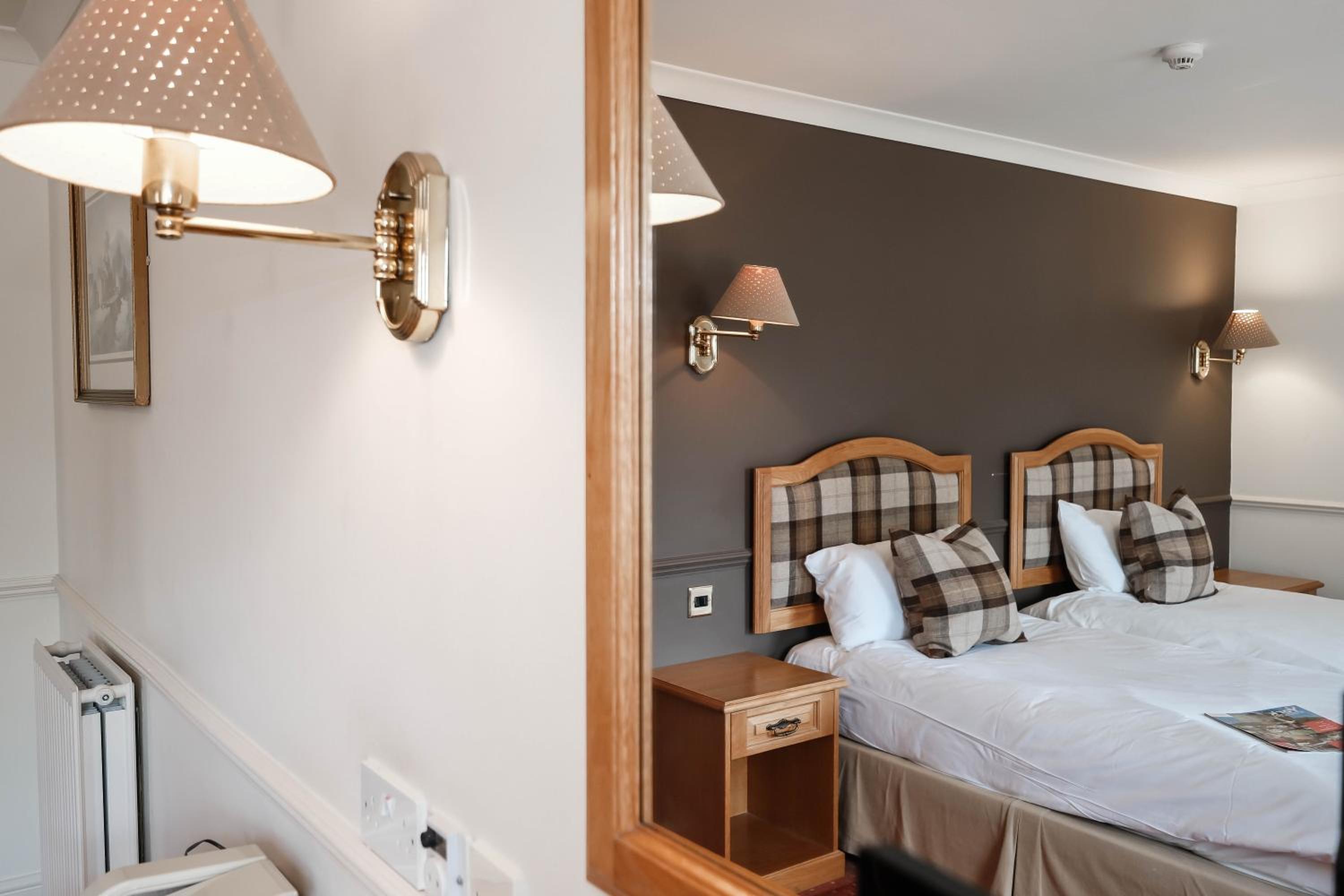 Standard Twin Room - Non-Smoking - Photo 3