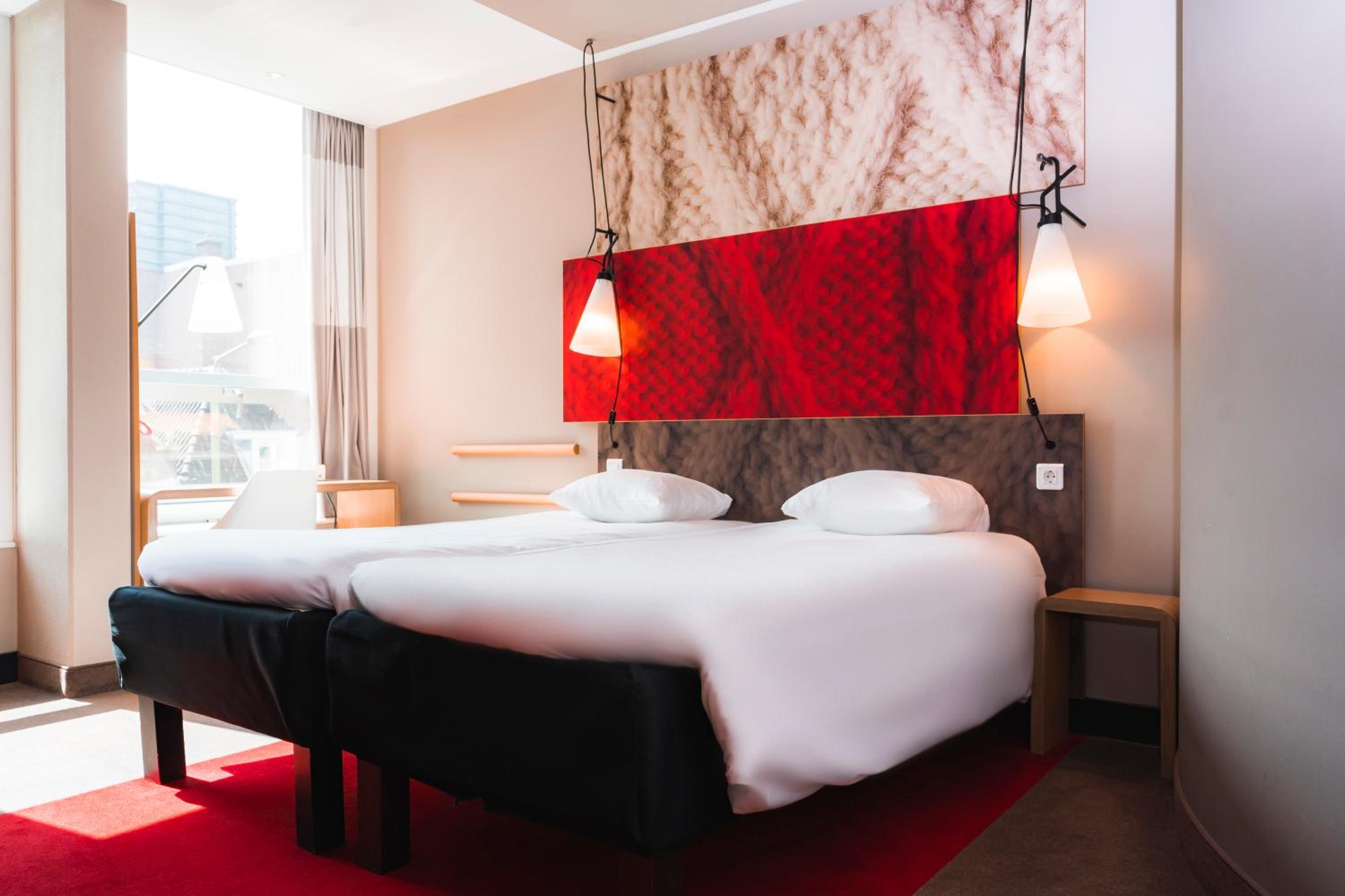Standard Twin Room - Photo 6