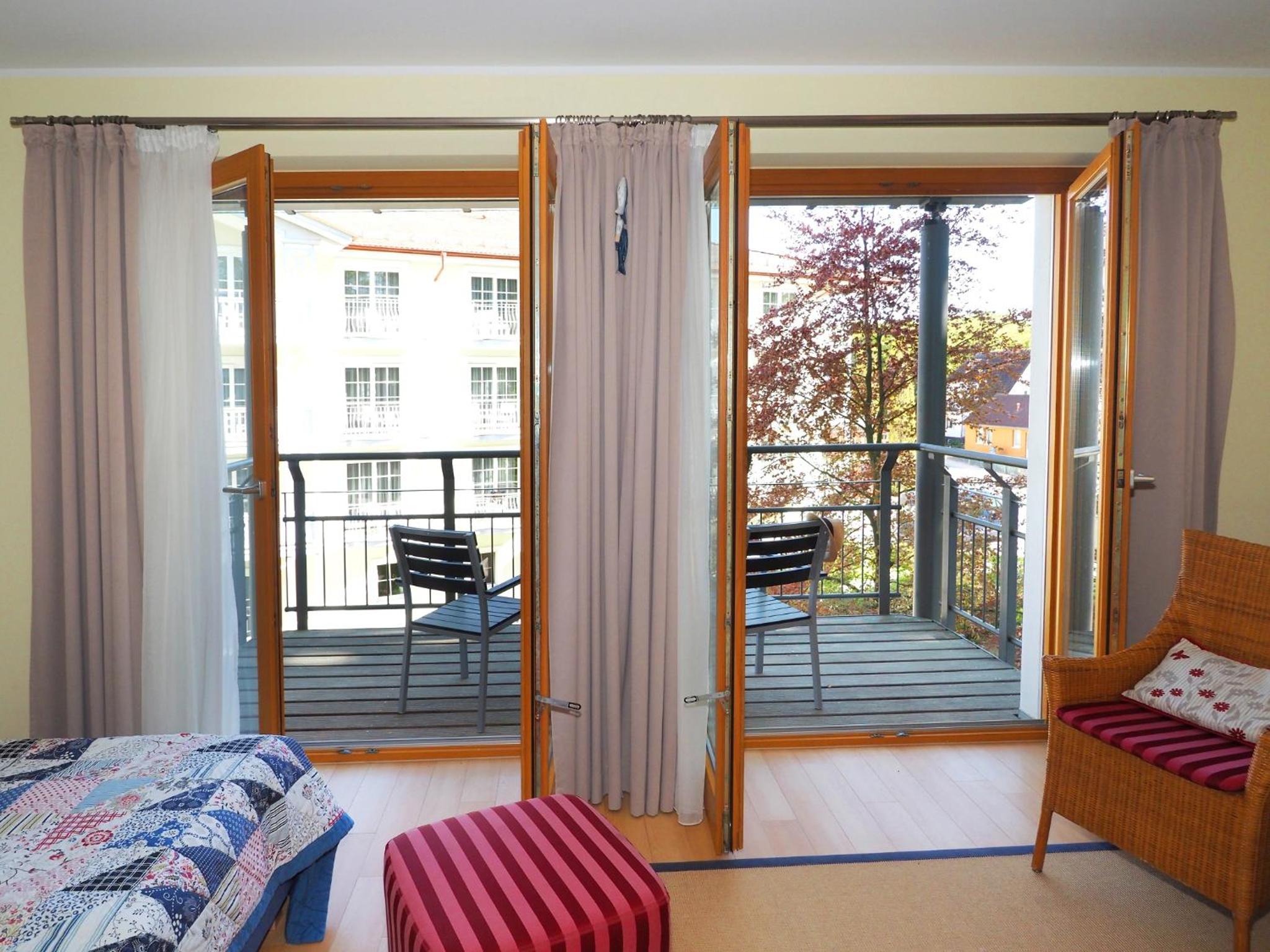 Apartment with Balcony photo 3