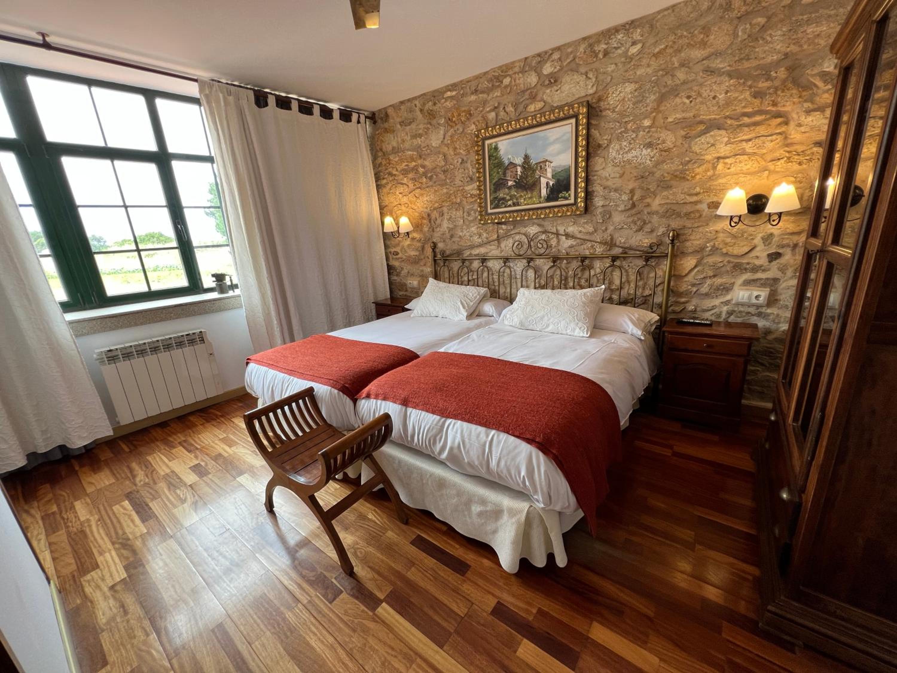 Habitación Estándar con Dos Camas Individuales