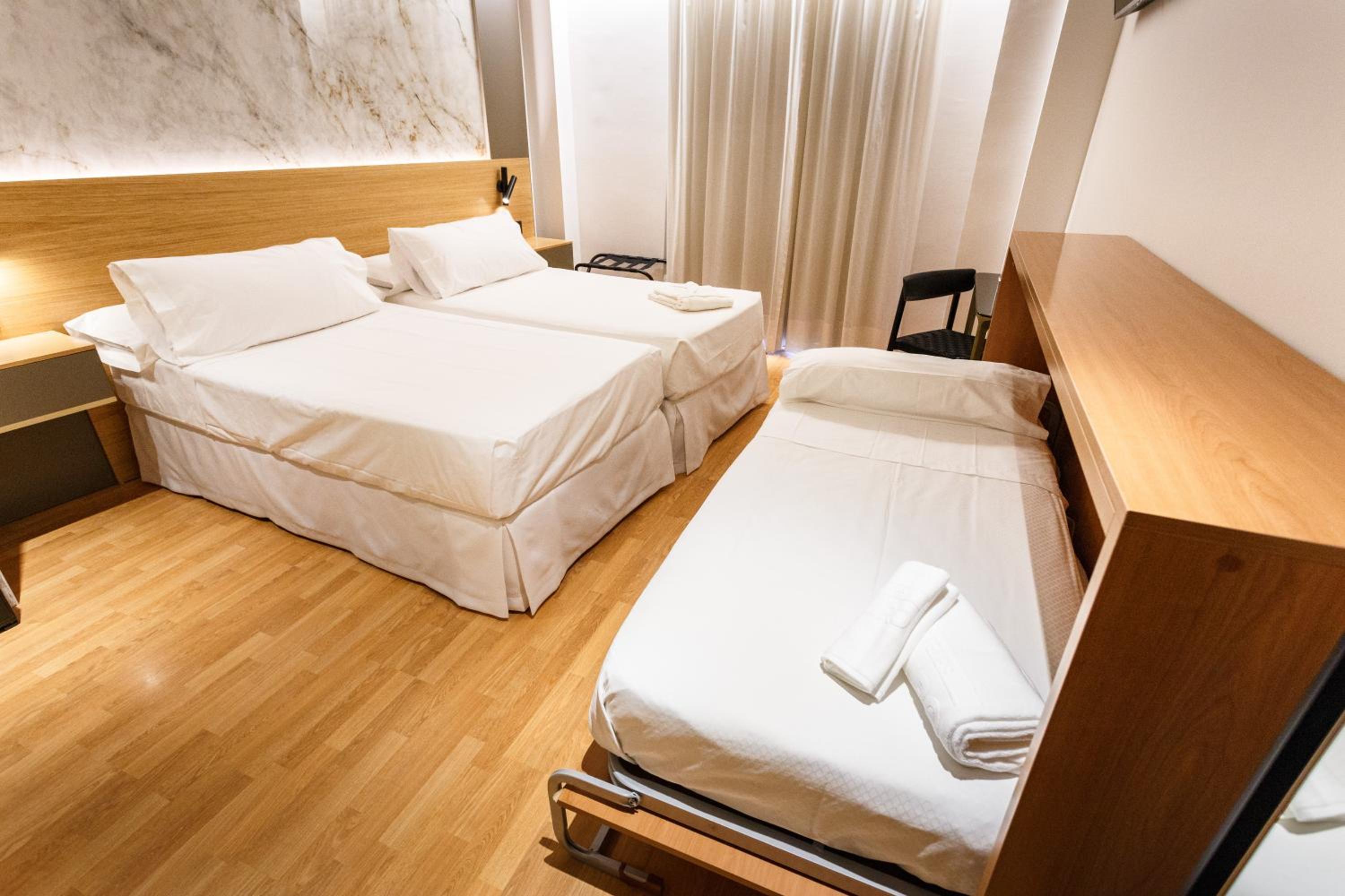 Triple Room - Photo 3