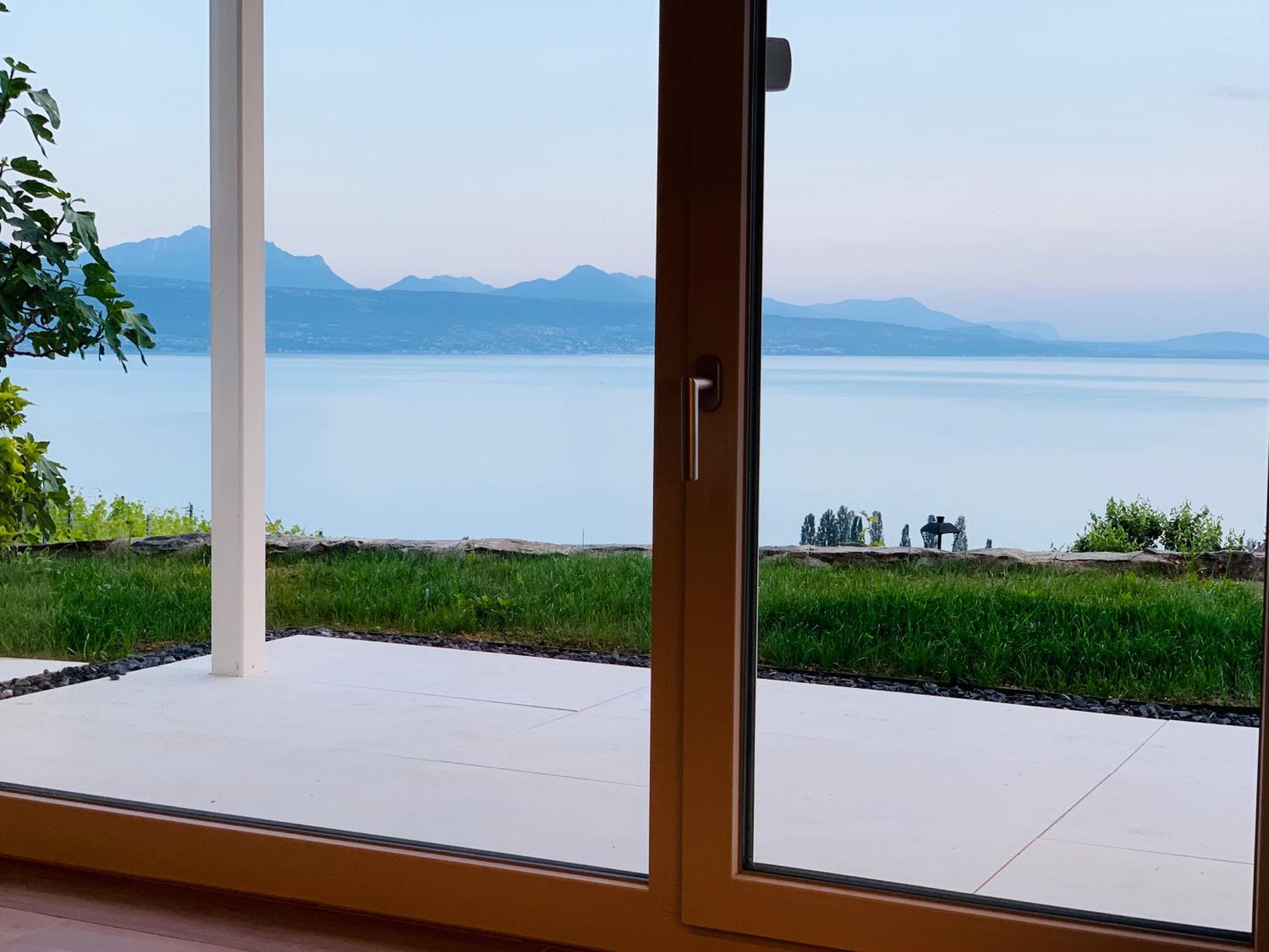 Studio with Lake View photo 2
