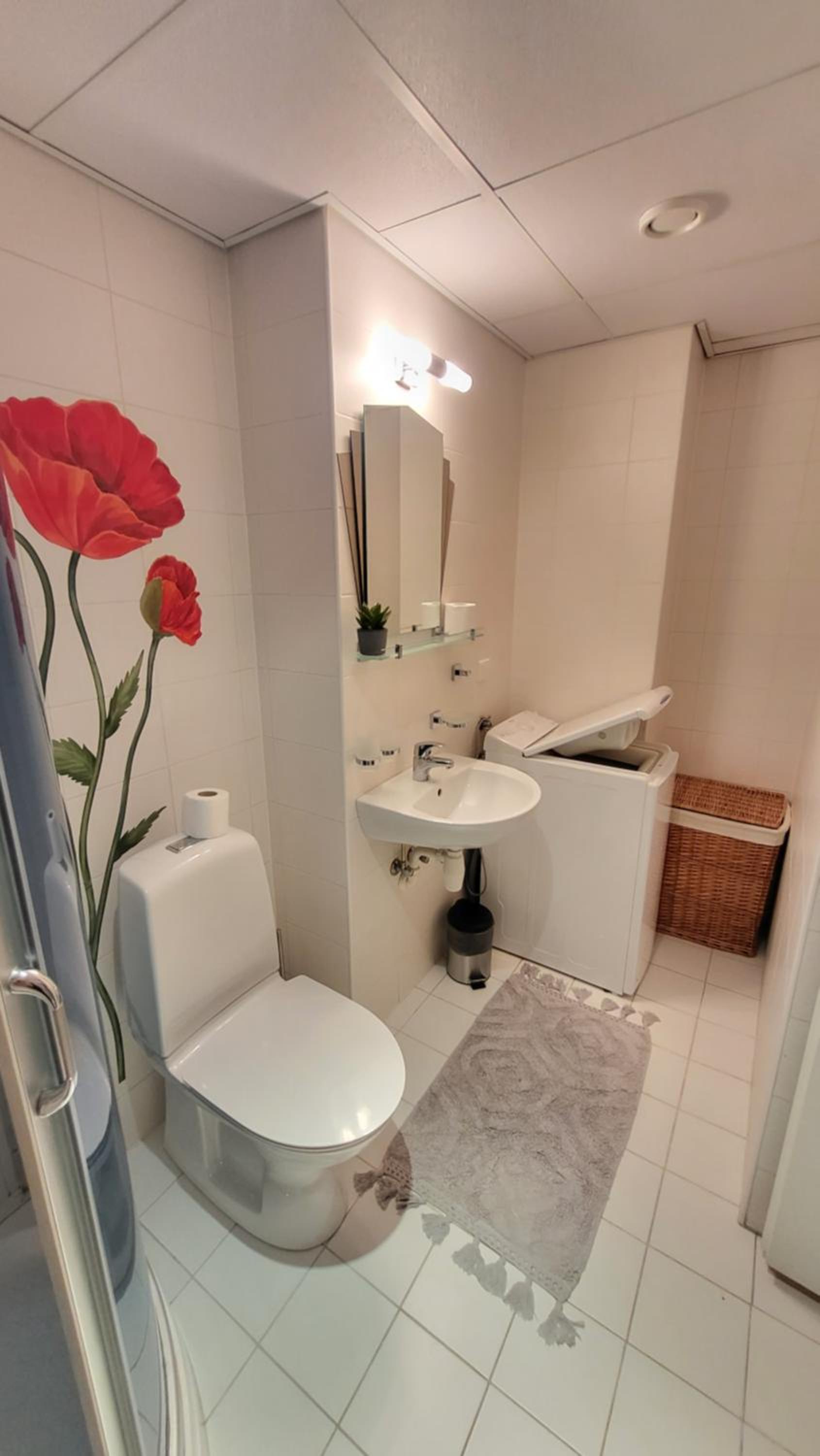 Apartment - Photo 2