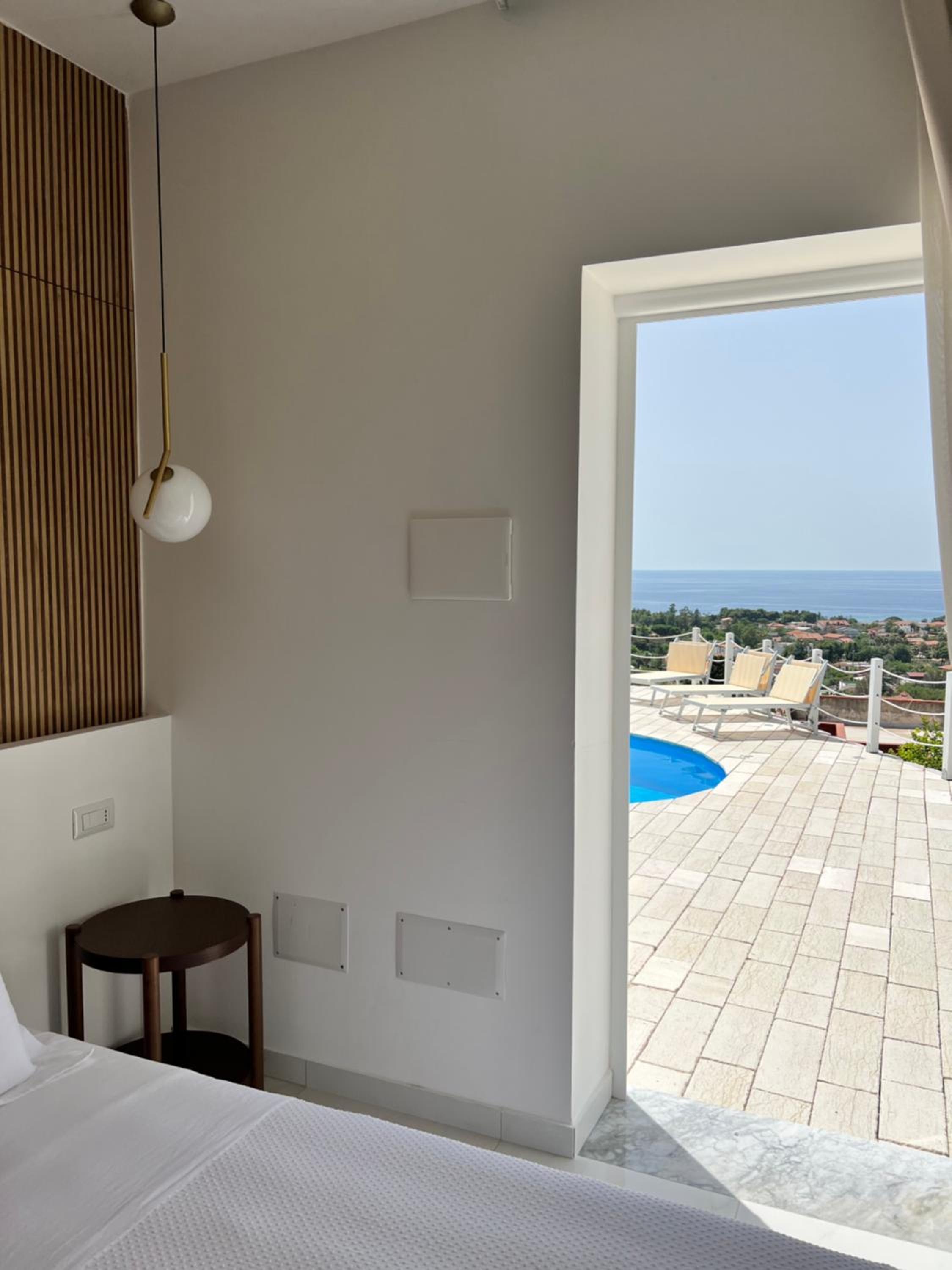 Junior Suite with Sea View - Photo 4