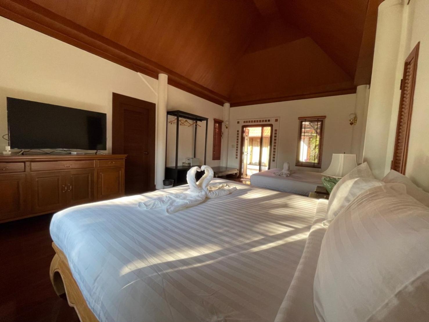 Suite with Mountain View photo 2