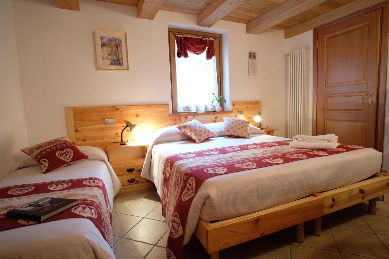 Standard Double or Twin Room photo 2