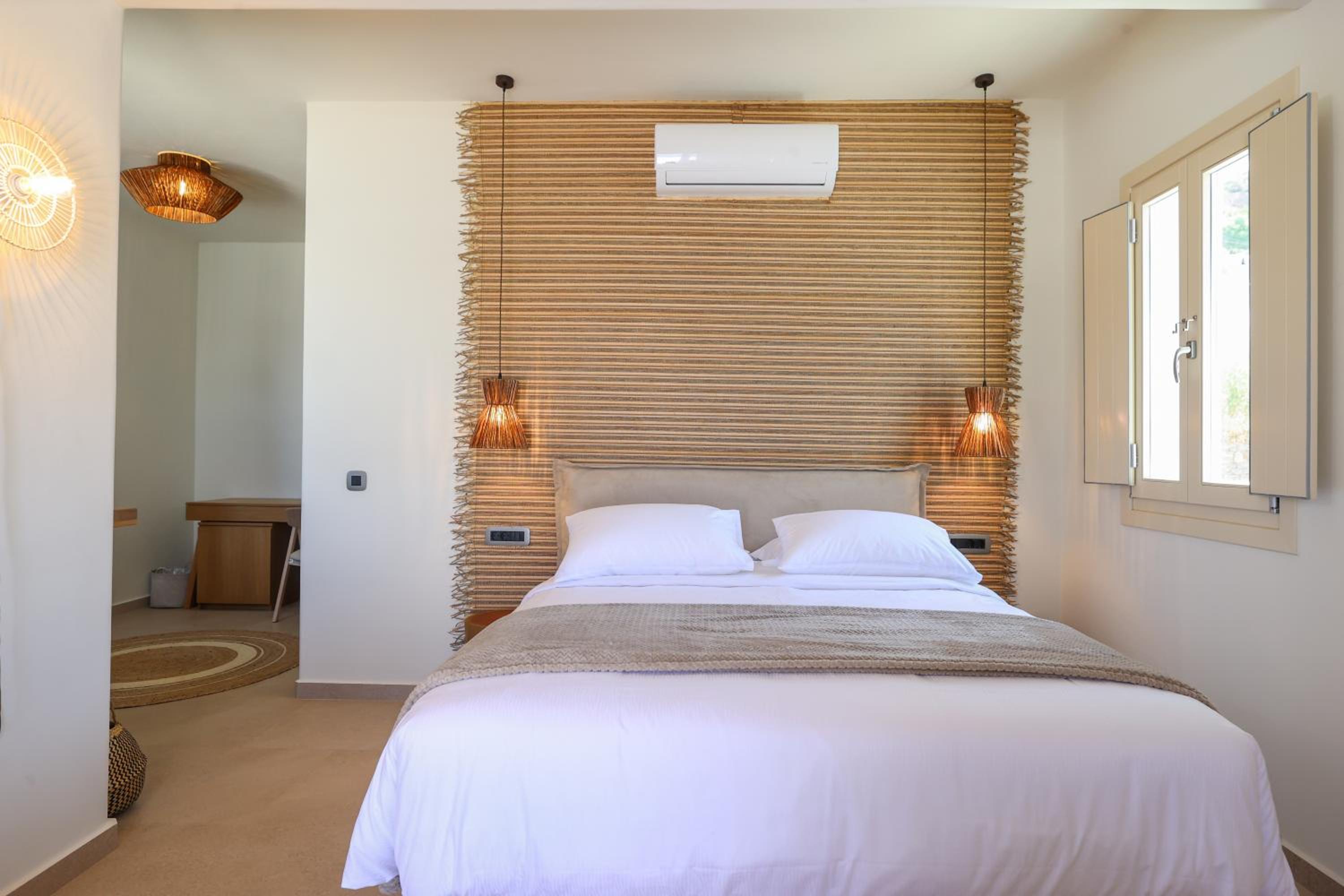 Superior Suite - Photo 3