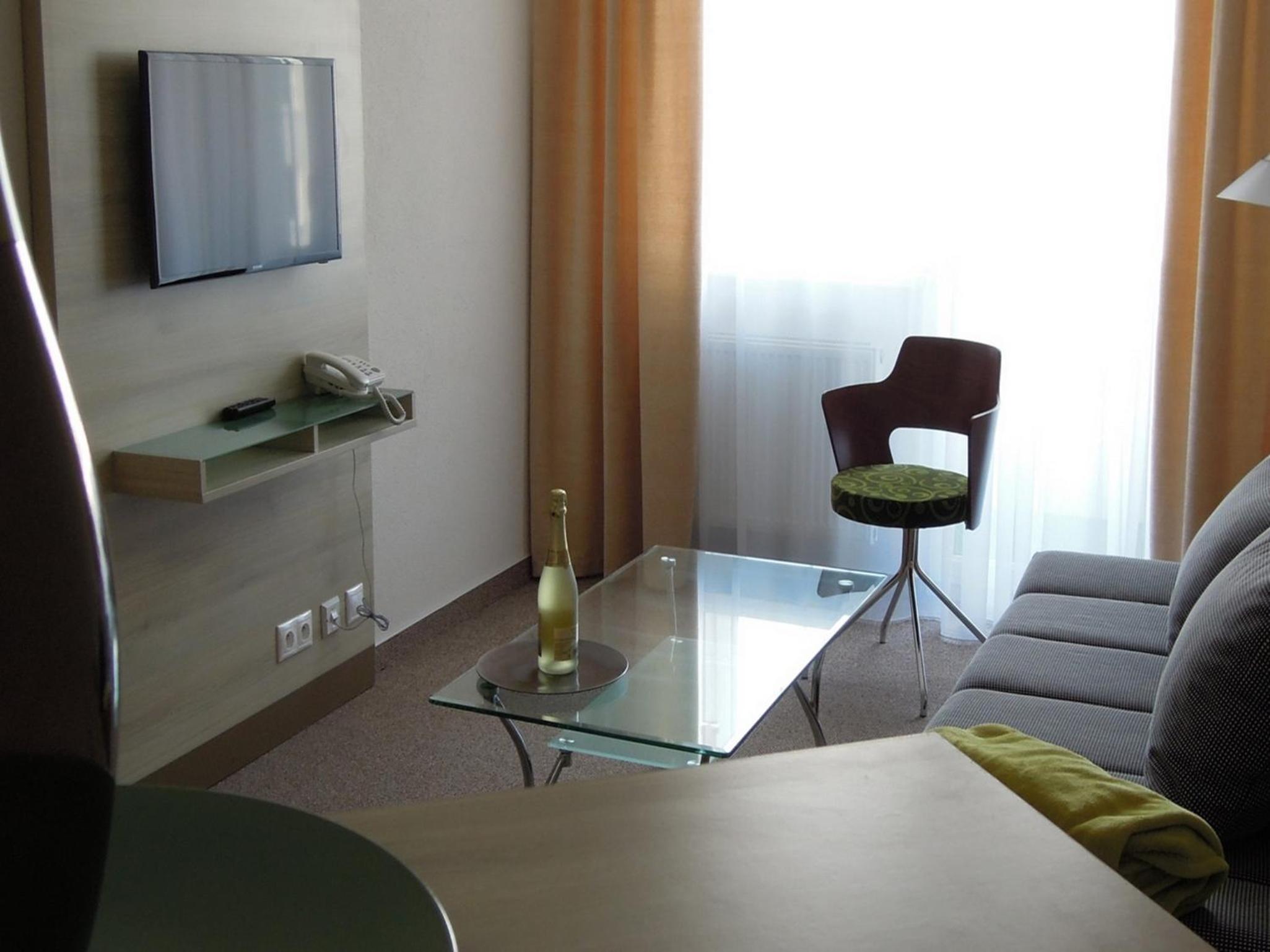 Comfort Suite - Photo 1