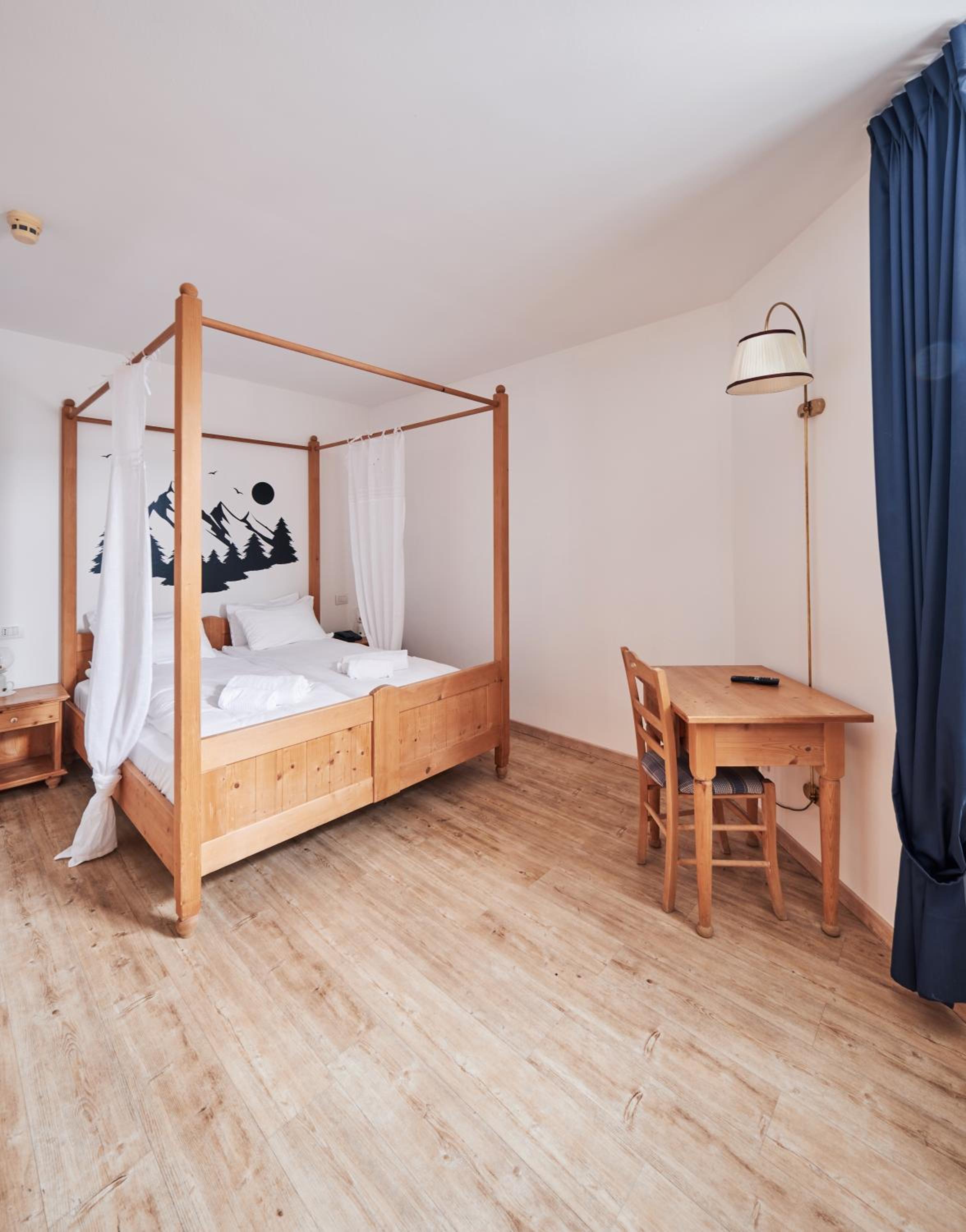 Standard Double Room photo 3