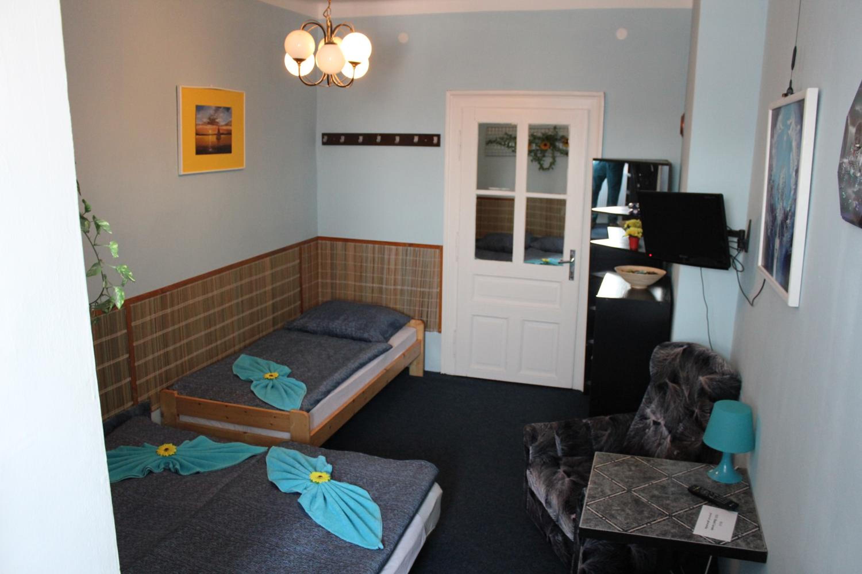 Triple Room - Photo 7