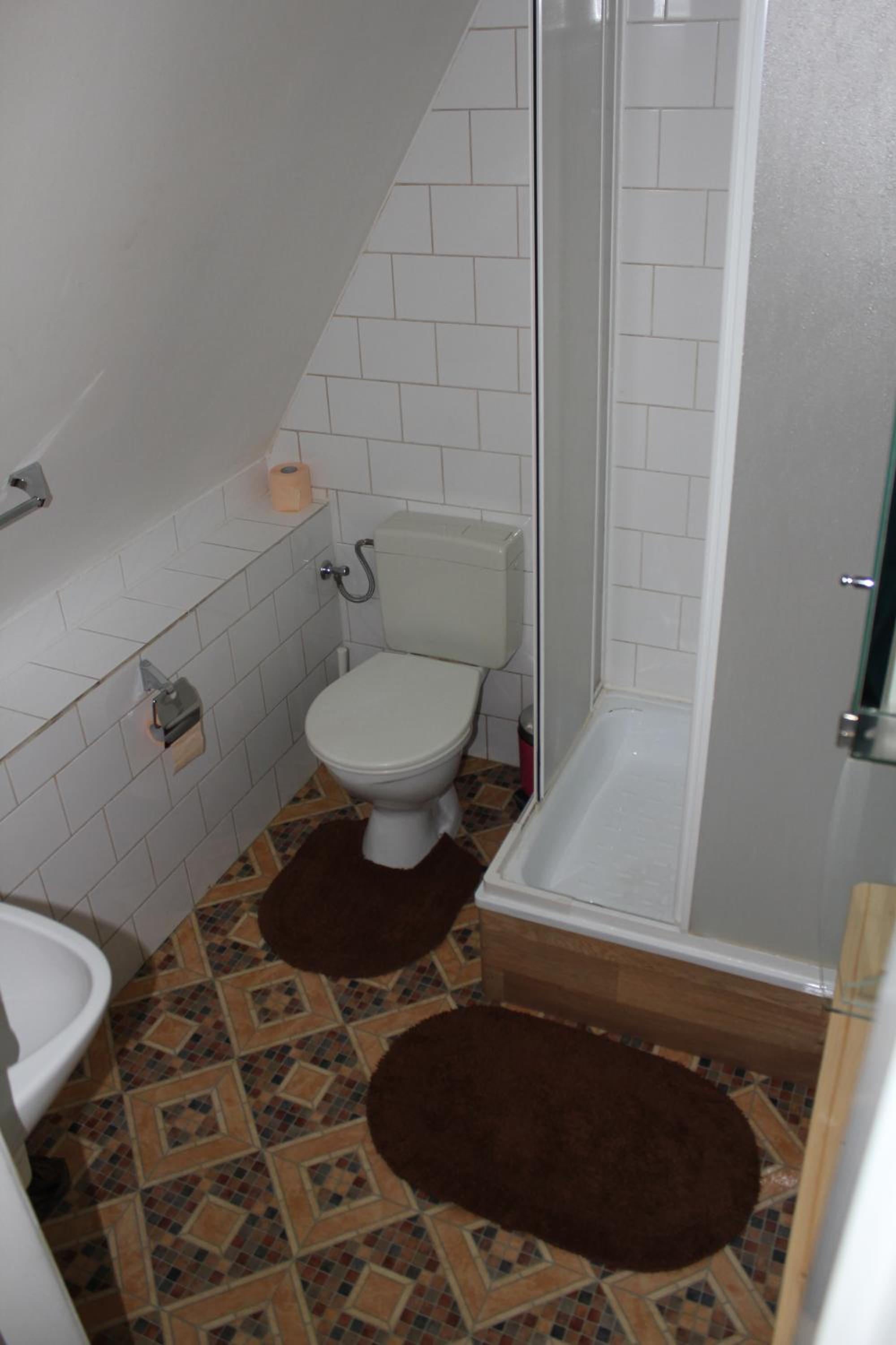 Family Room - Photo 2