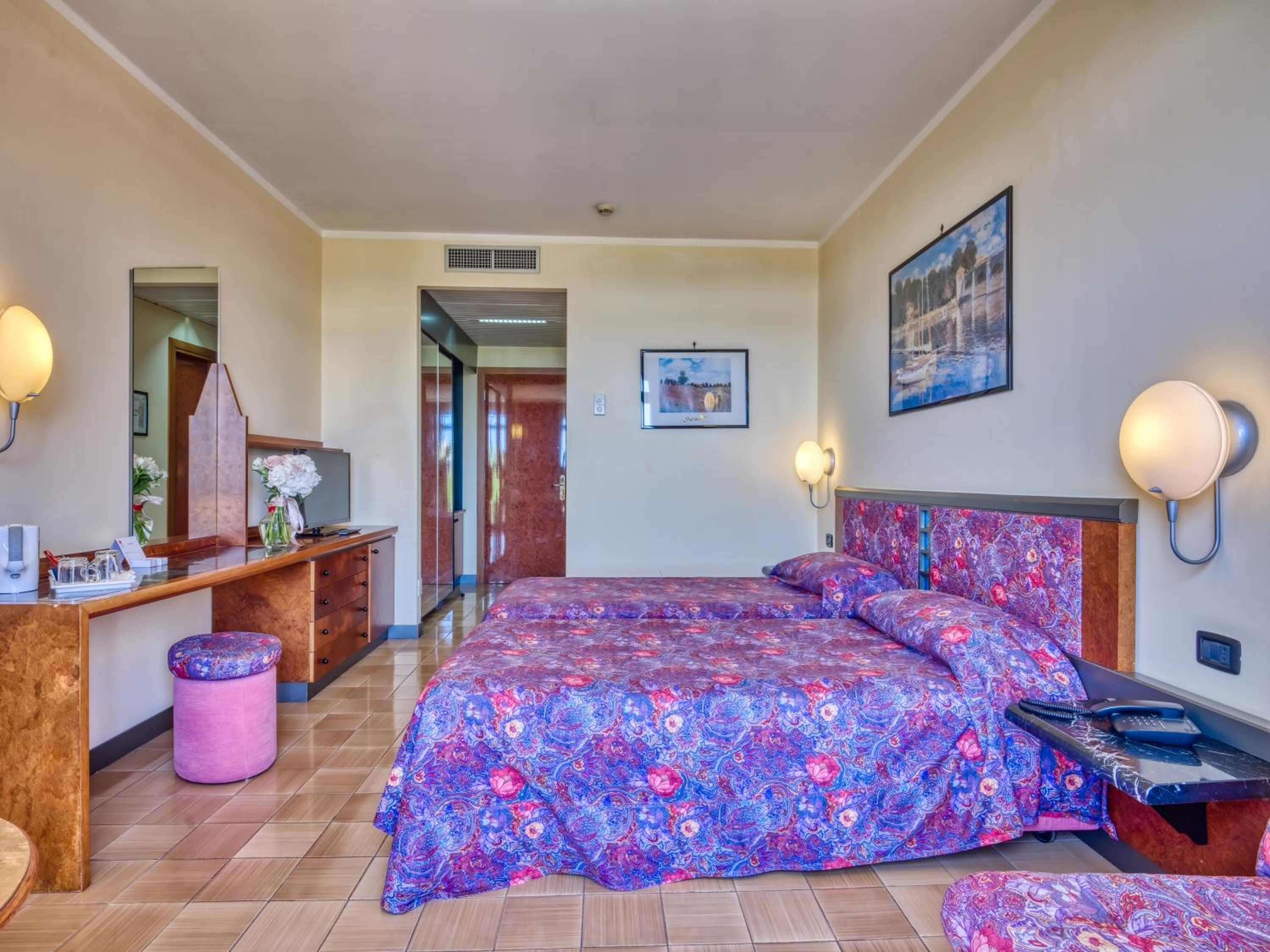Economy Double or Twin Room - Photo 3