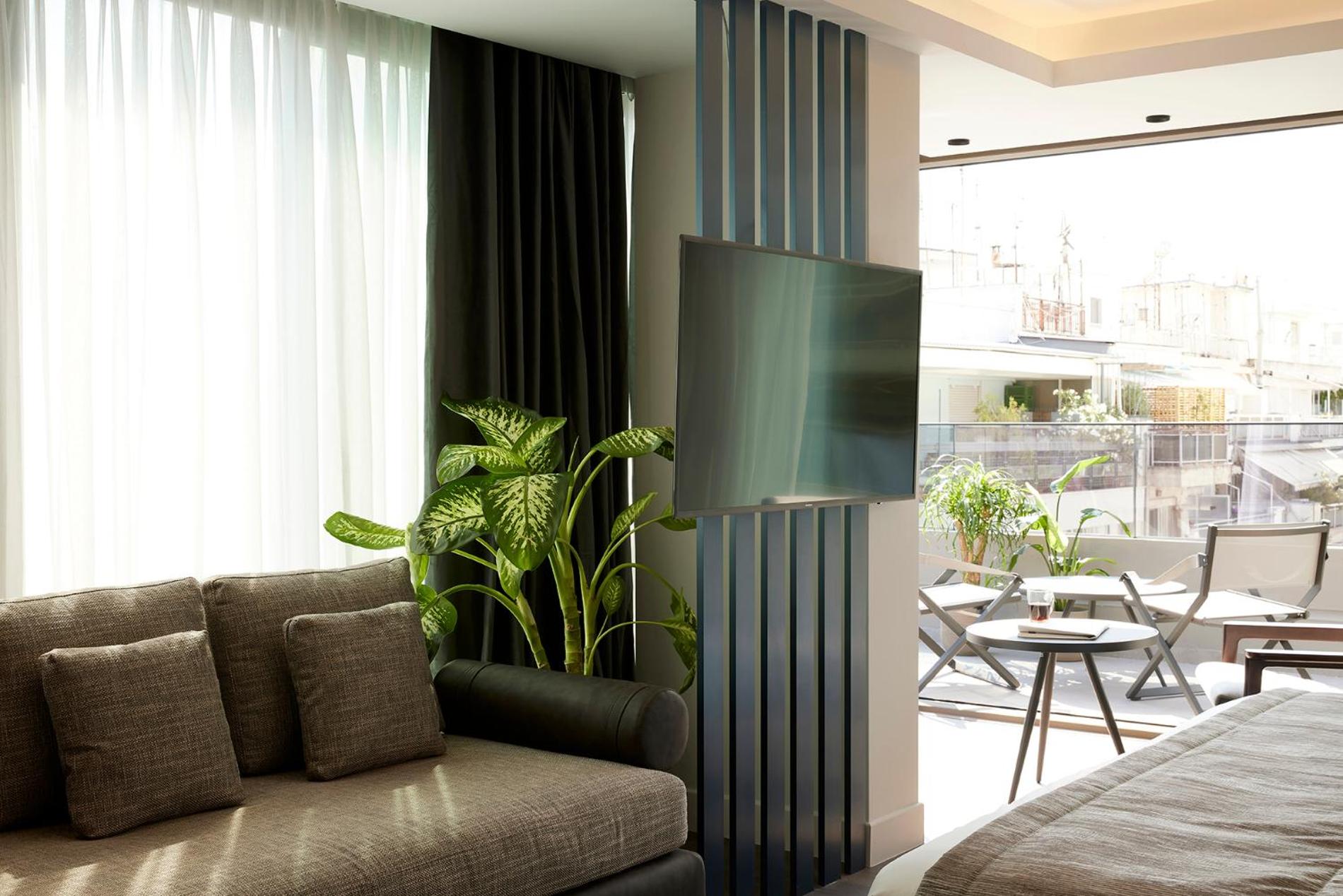 Teight Penthouse Suite photo 3