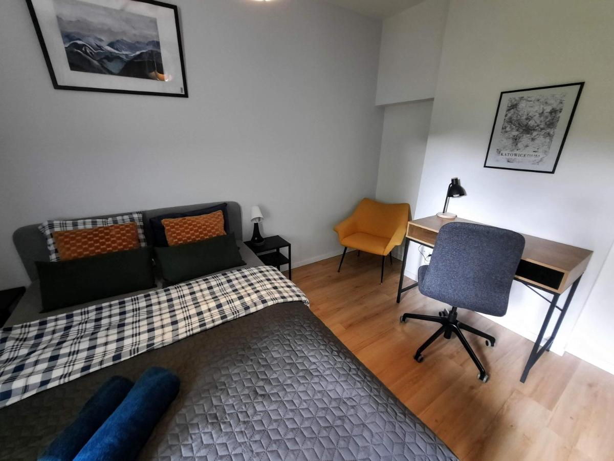 Two-Bedroom Apartment - Photo 20
