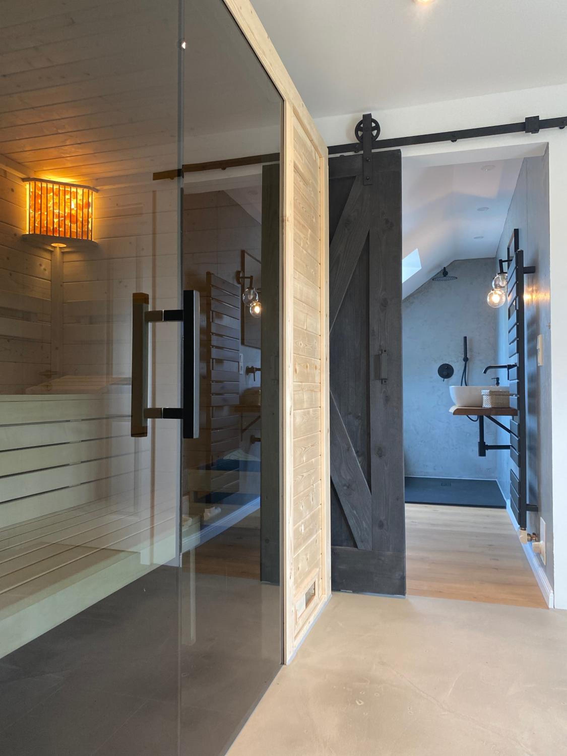 Suite with Sauna photo 3