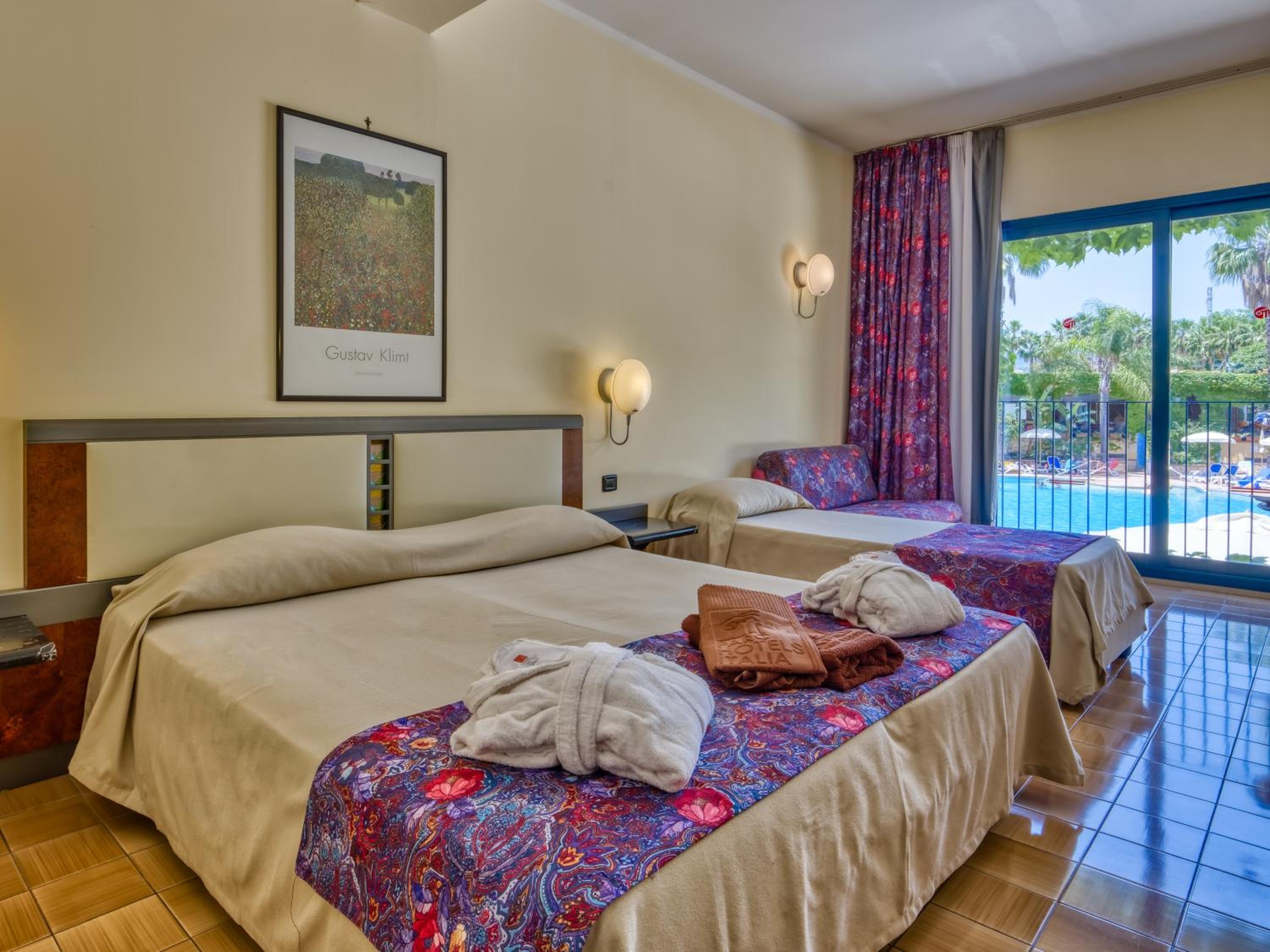Standard Triple Room - Photo 5
