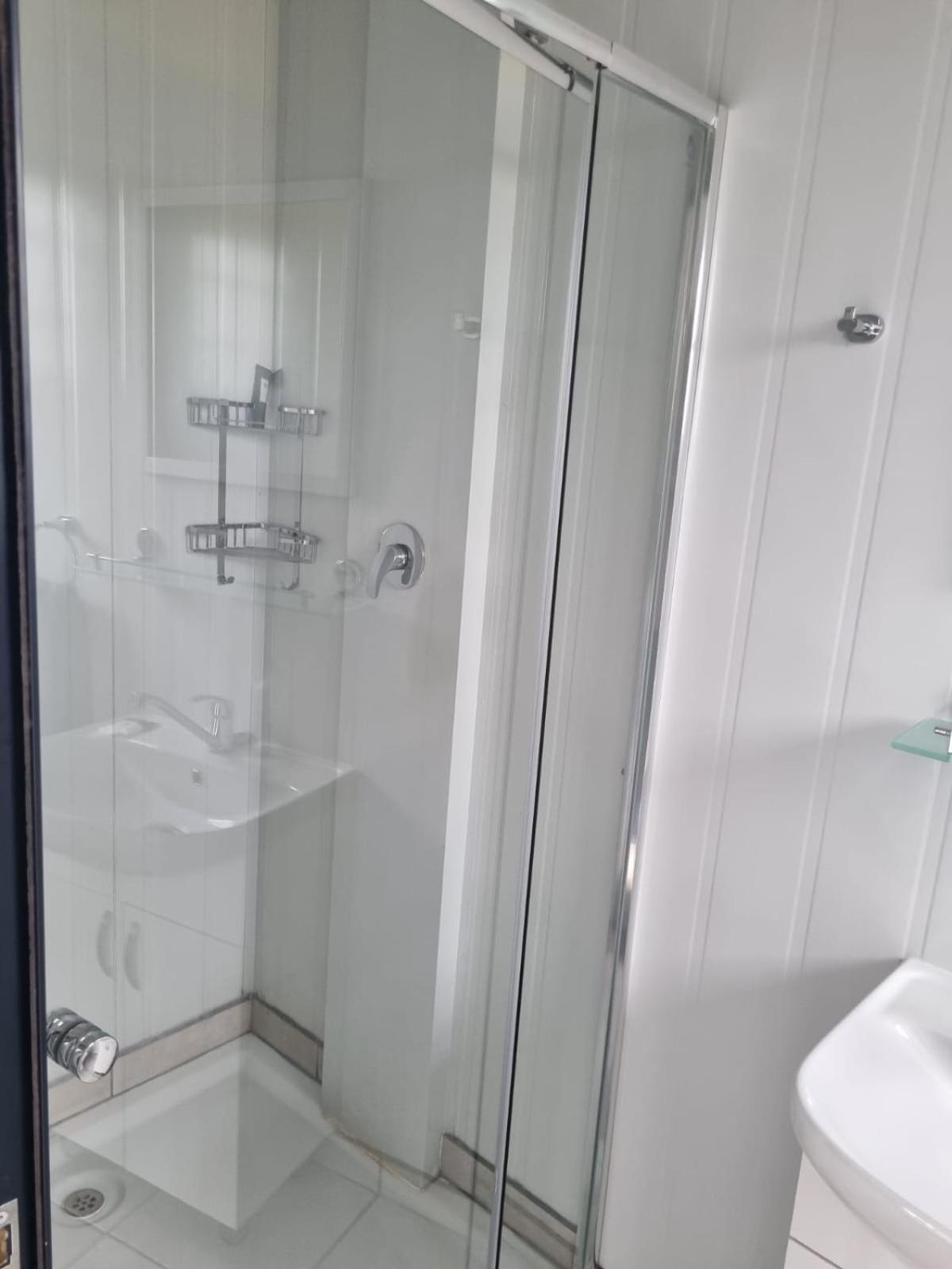 Double Room - Photo 10