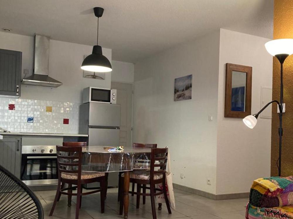 Two-Bedroom Apartment photo 2