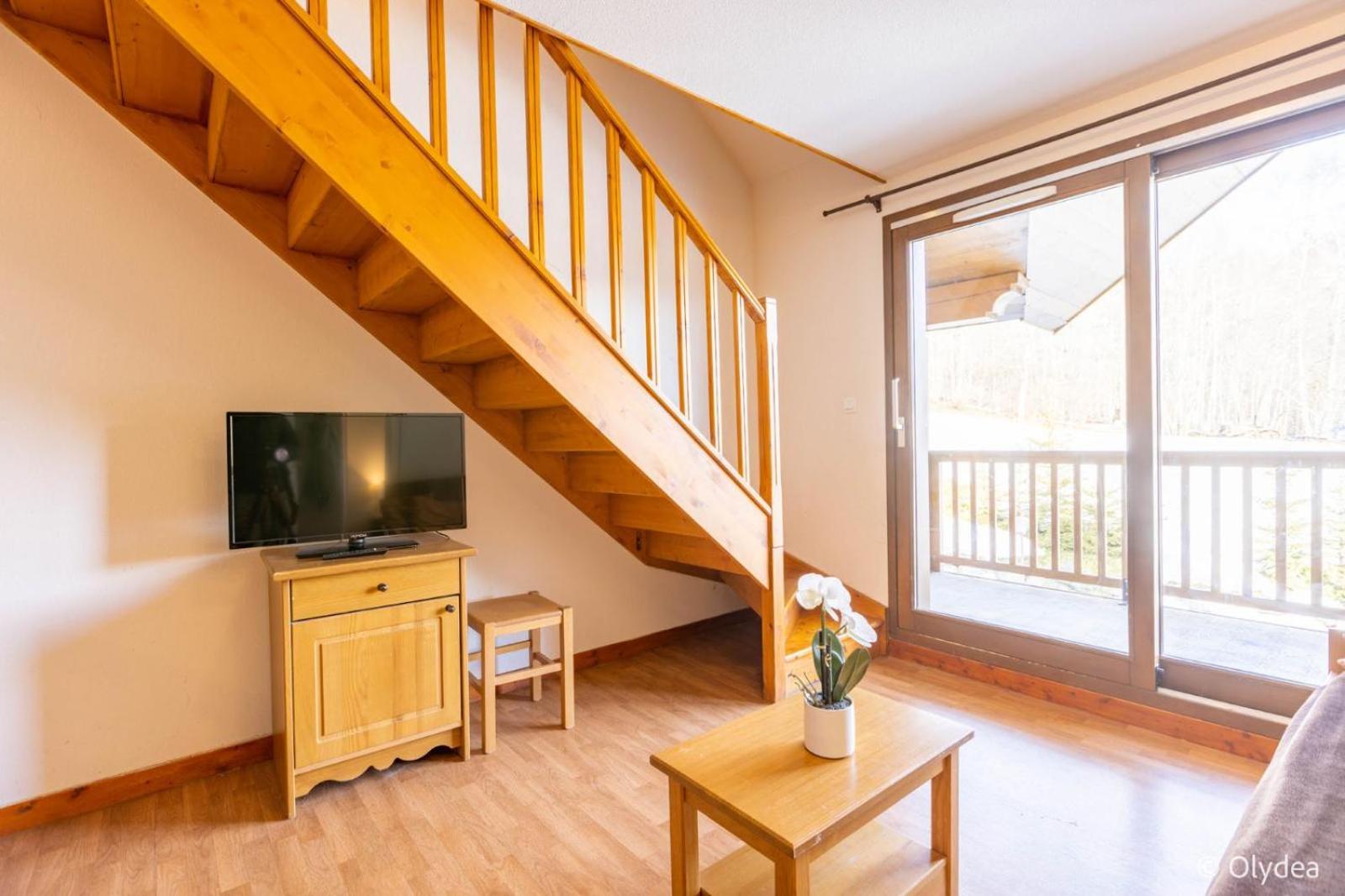 Duplex Two-Bedrooms Apartment (8 Adults) - Corner Mountain