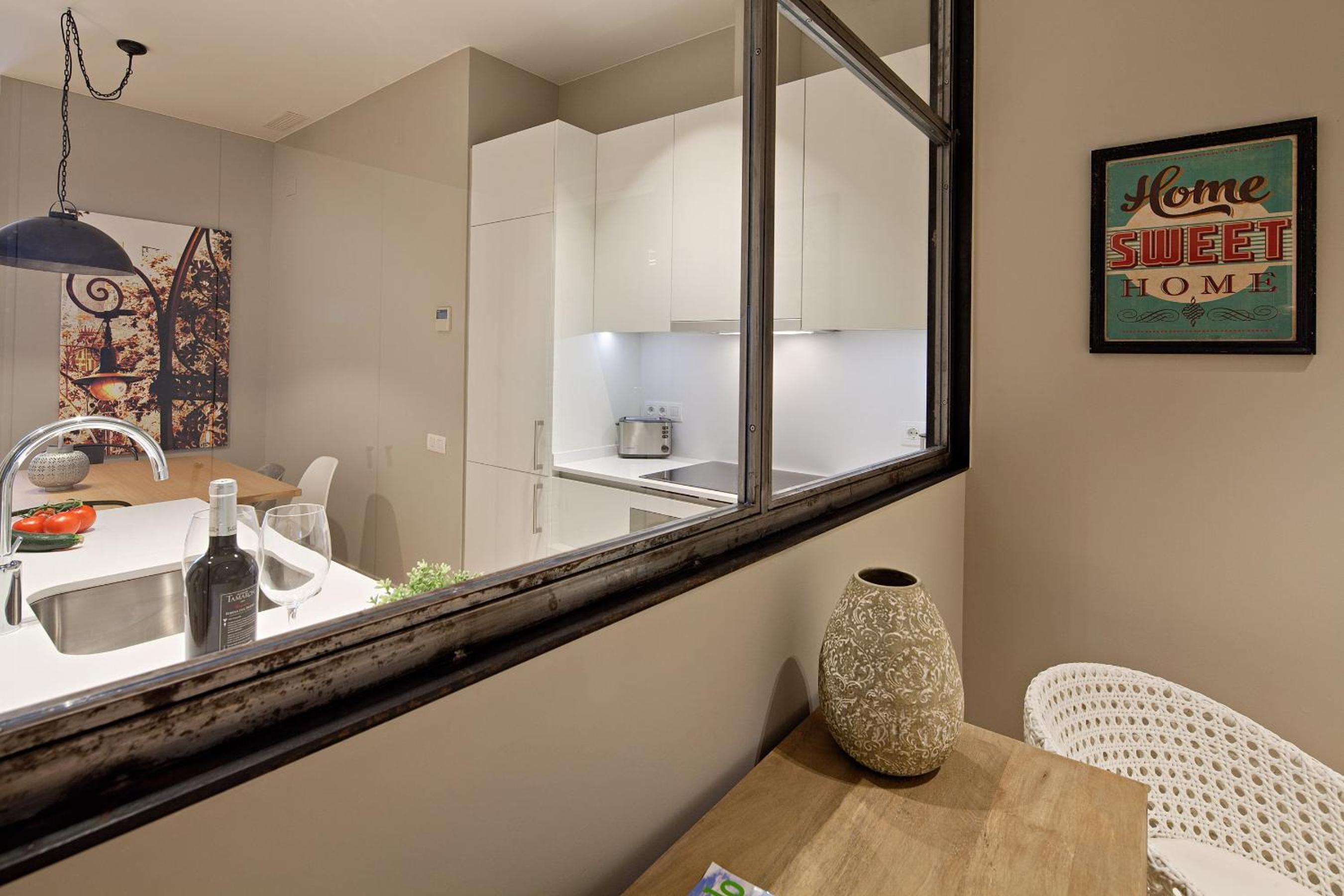 Apartment with Terrace photo 3