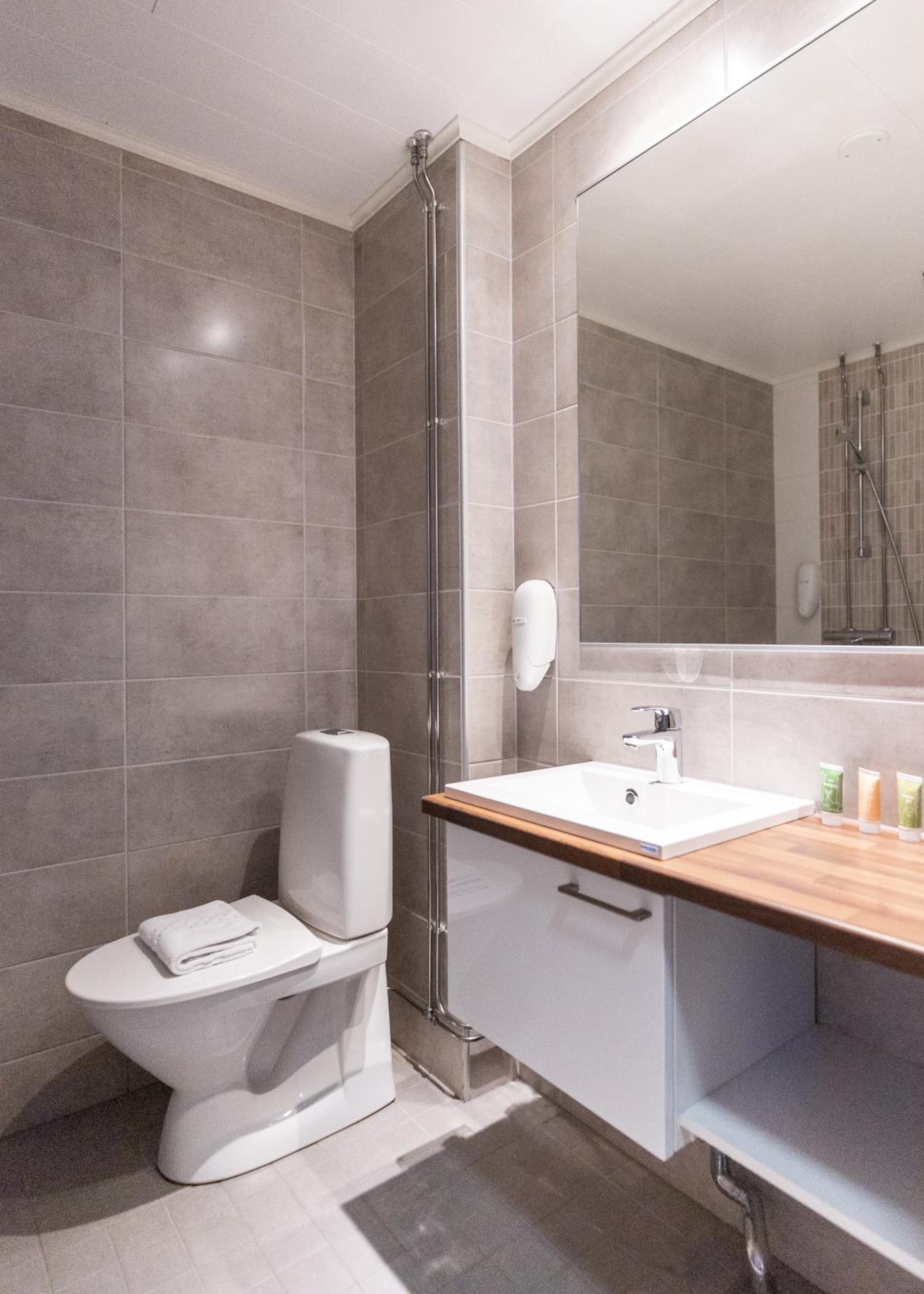 Standard Triple Room - Photo 12