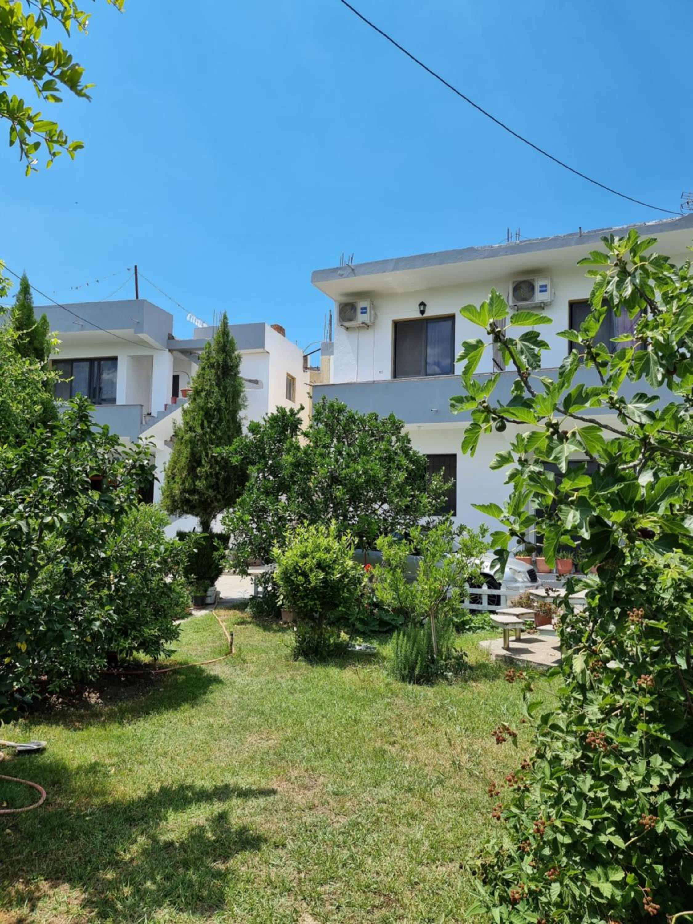 Triple Room with Garden View photo 2