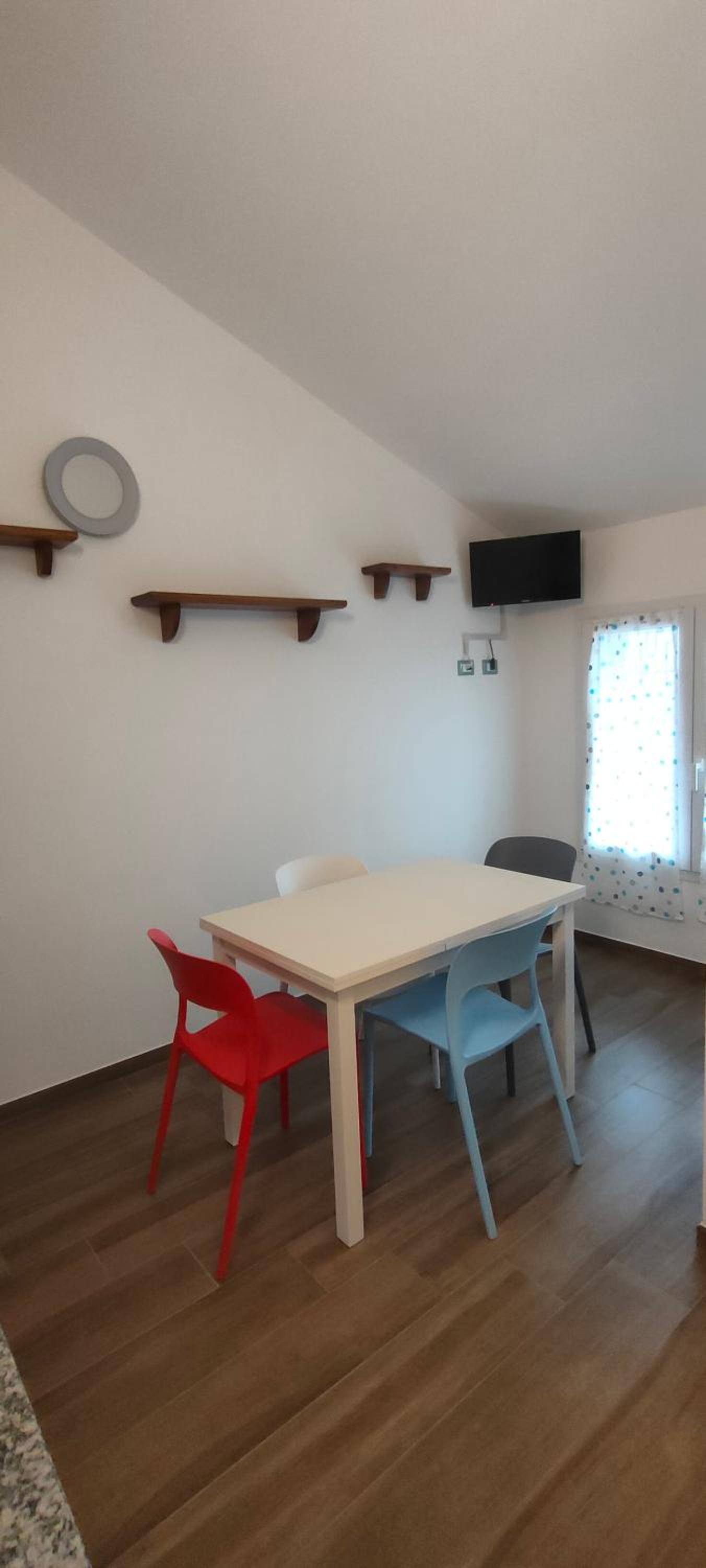 Apartment with Mountain View photo 3