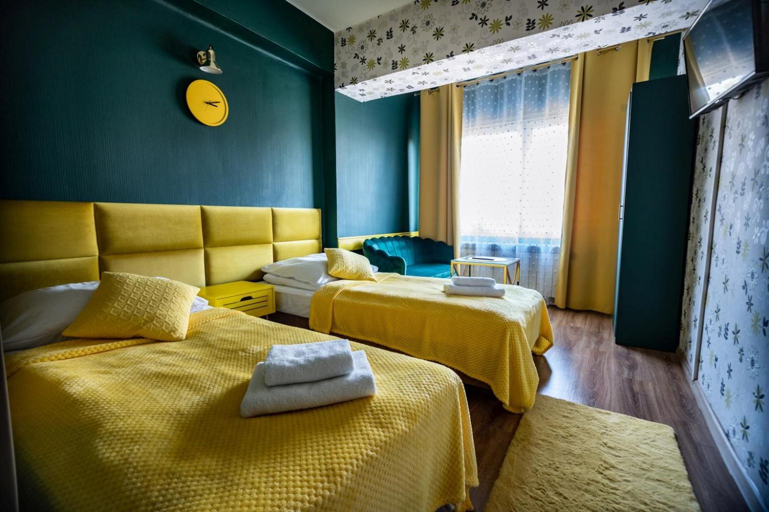 Double Room with Two Double Beds photo 1