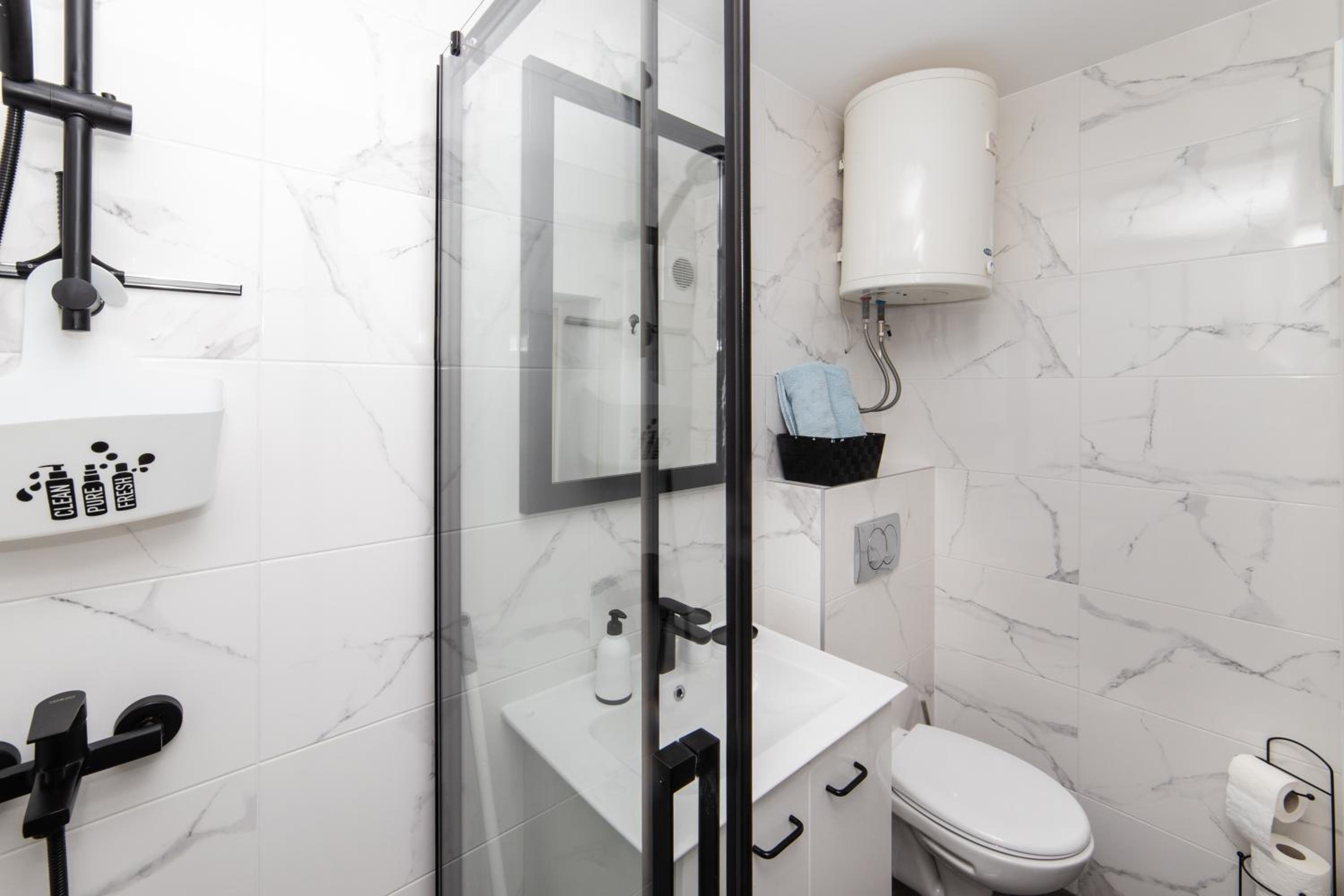 Apartment - Photo 20