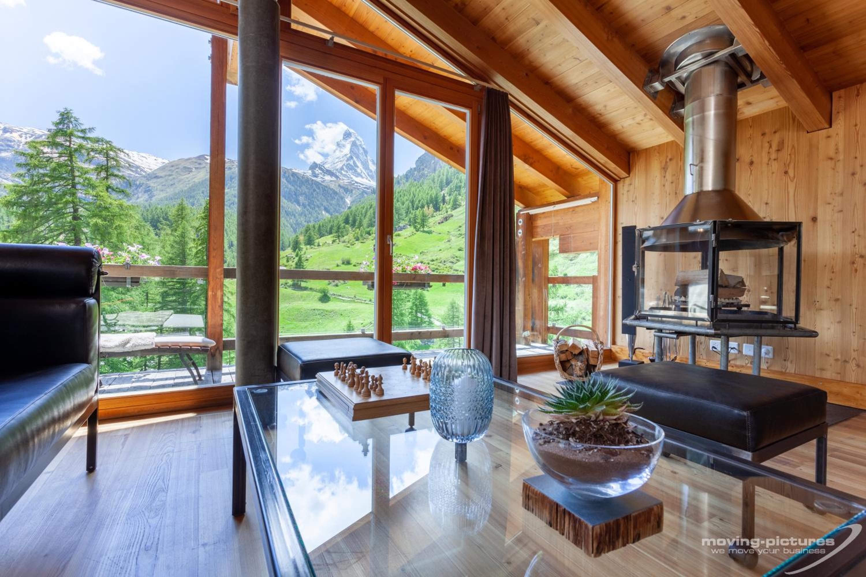 One-Bedroom Suite - Photo 7