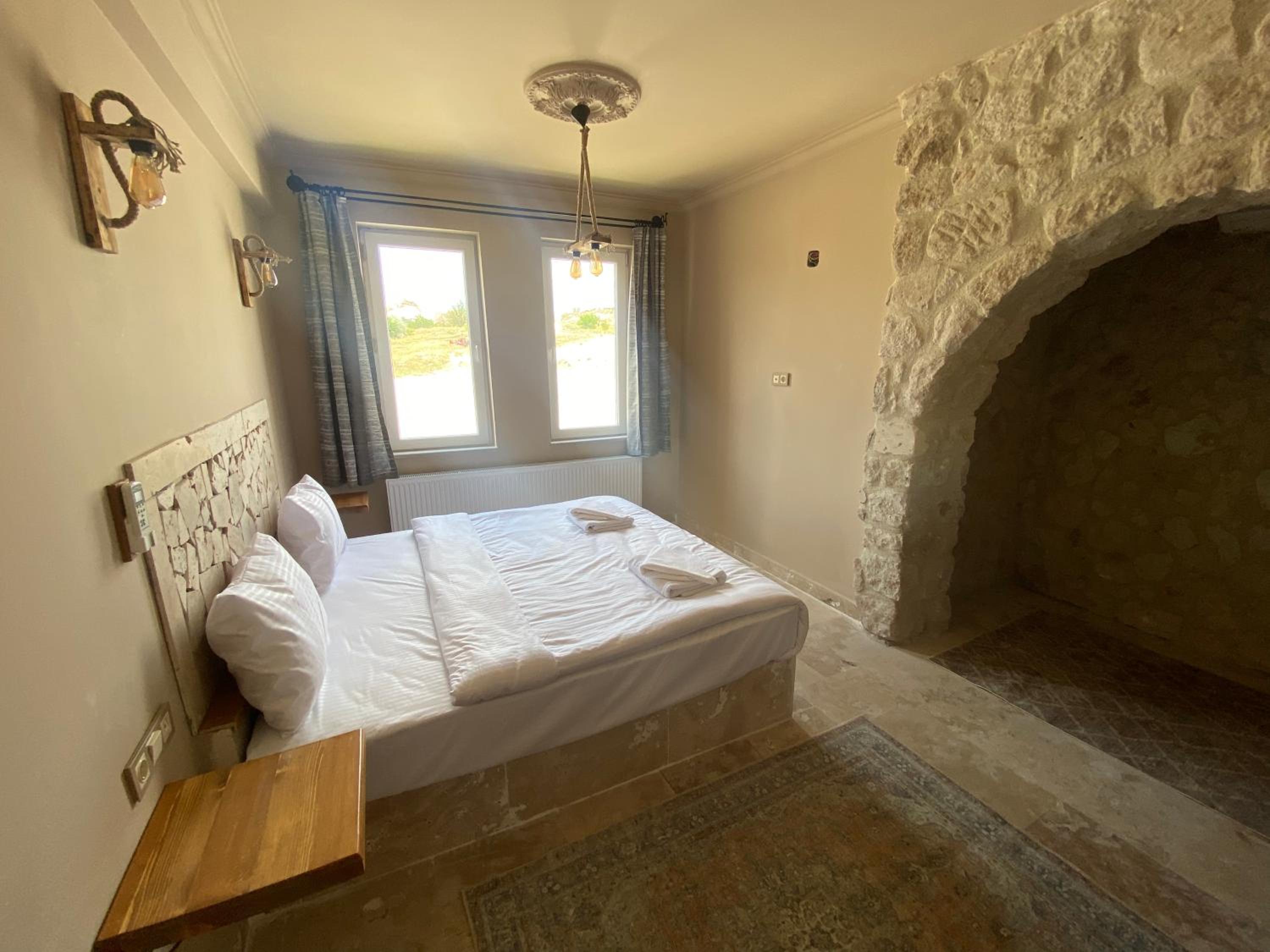 Double Room with Mountain View - Photo 15