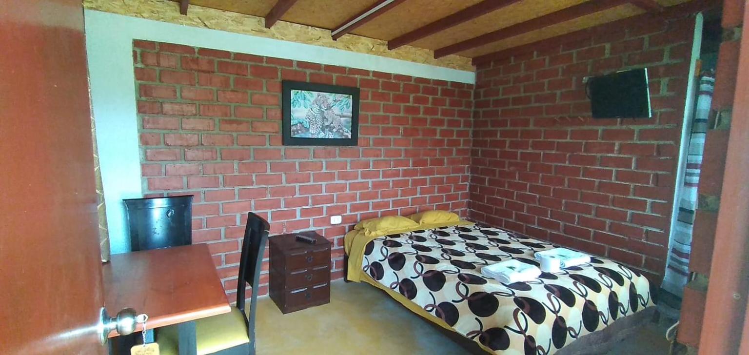 Double Room With Private Bathroom photo 1
