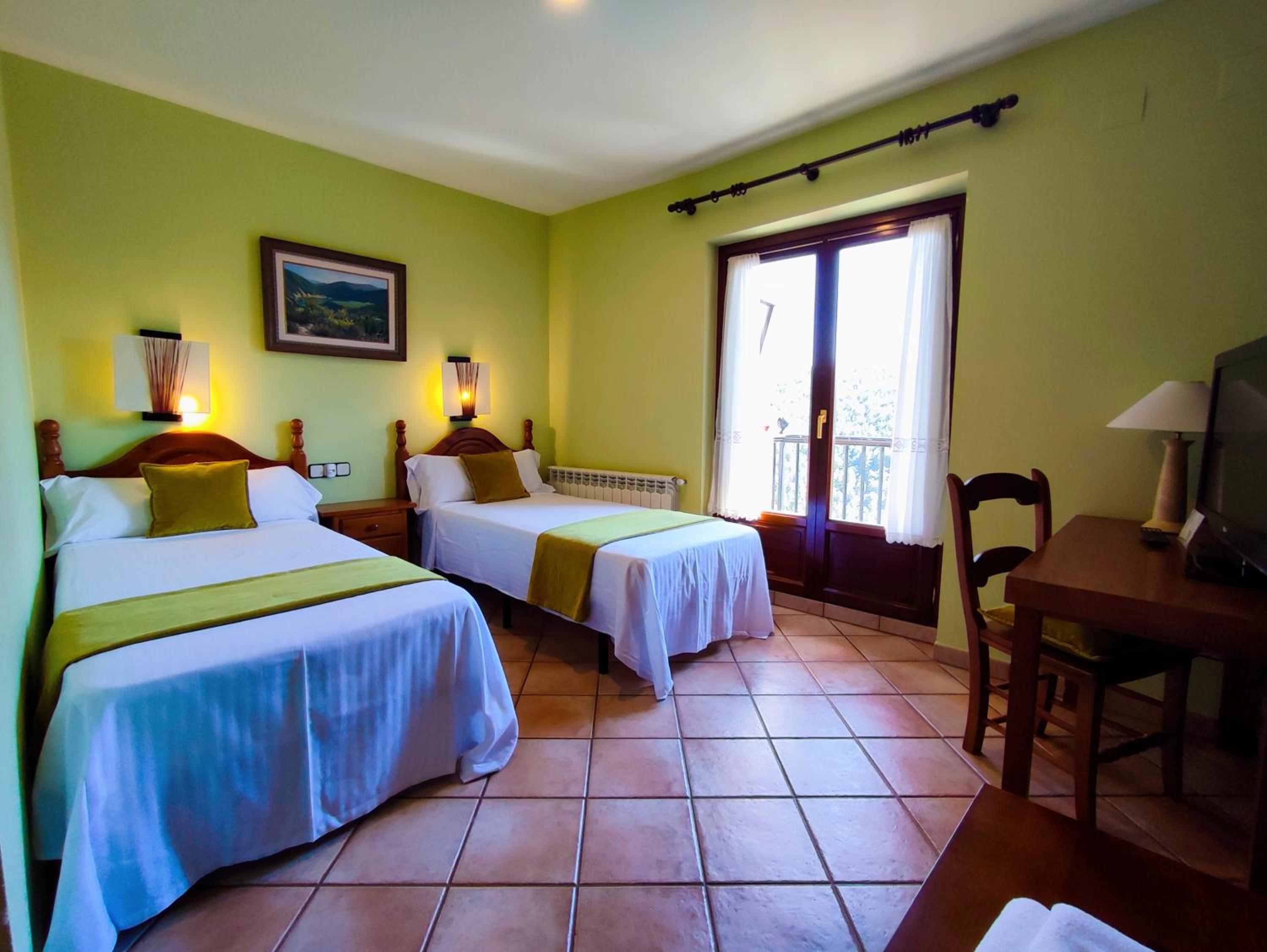 Habitación Doble Estándar o con Dos Camas Individuales.