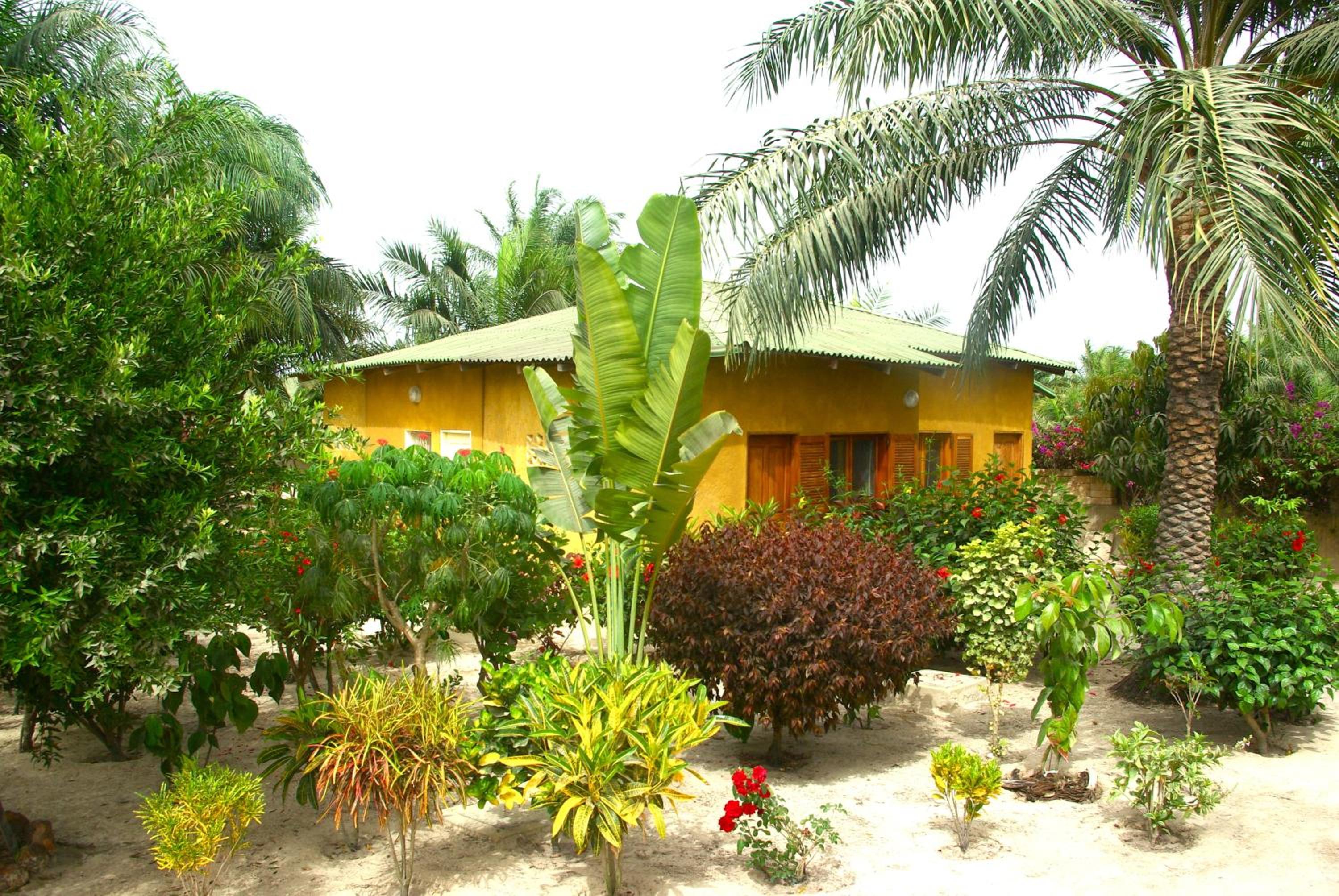 Bungalow with Garden View photo 3