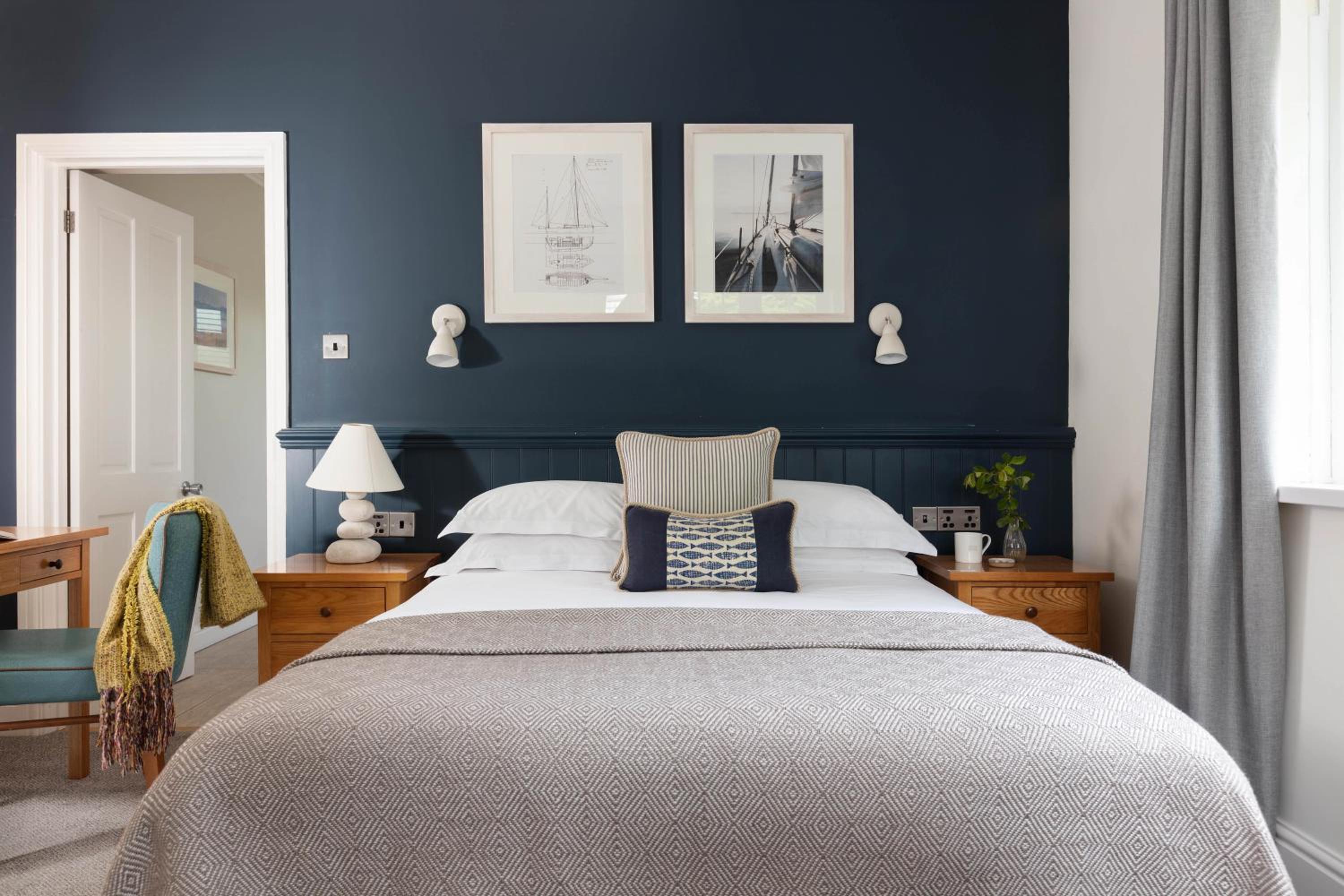 Classic Double or Twin Room photo 3