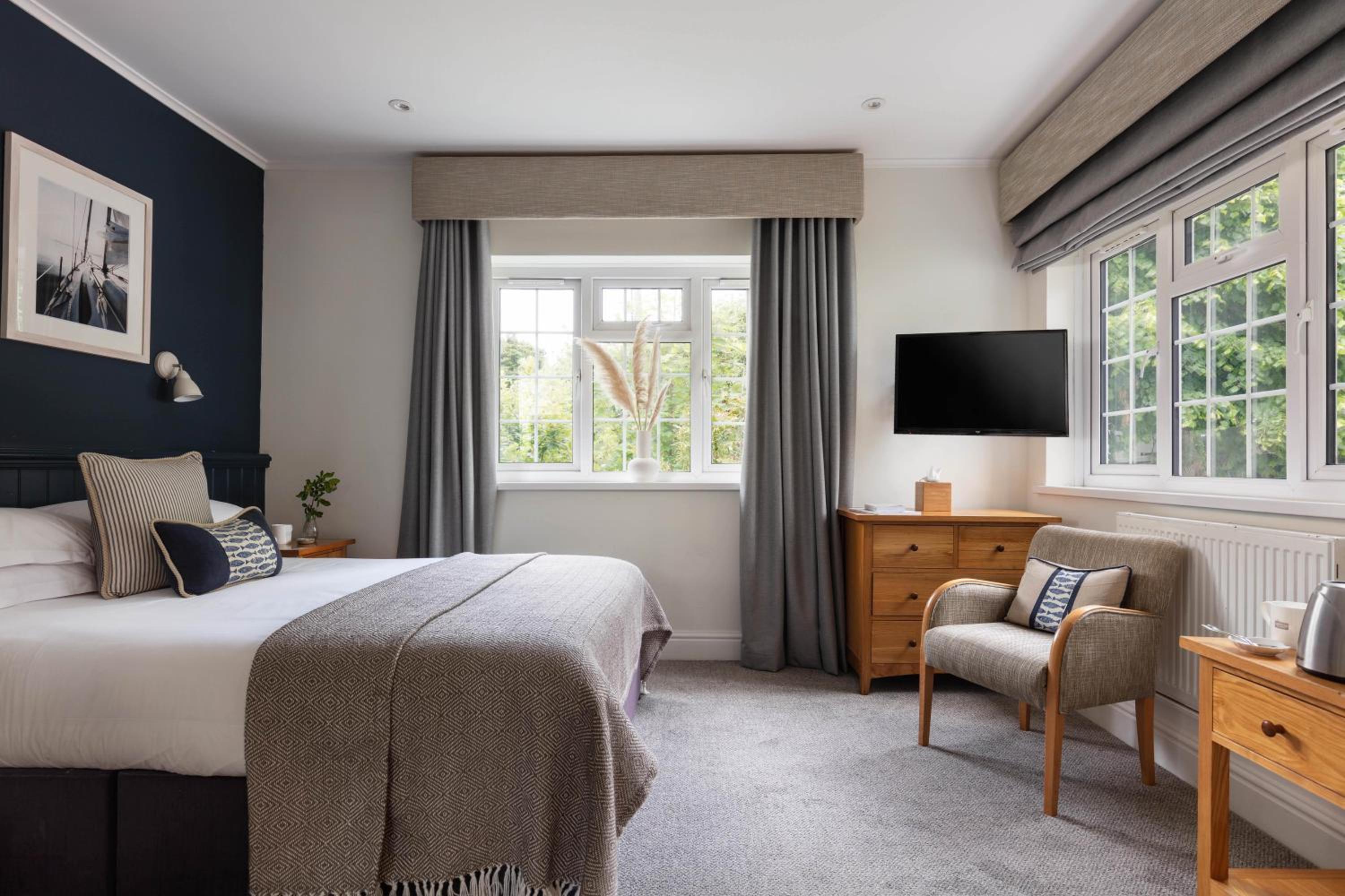 Classic Double or Twin Room photo 2