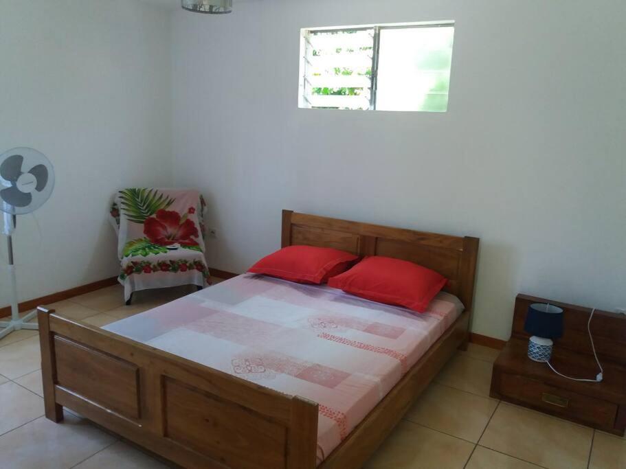Five-Bedroom House - Photo 15