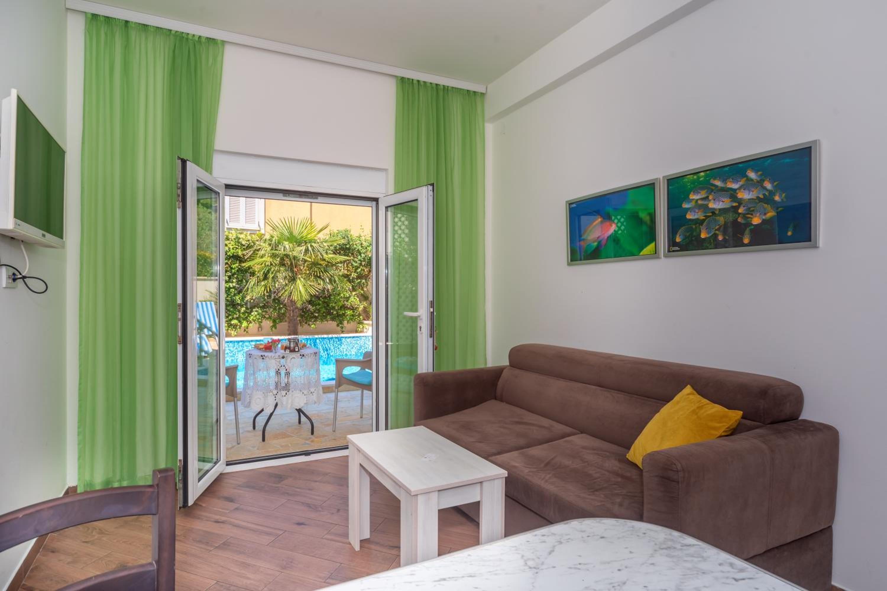 Apartment with Terrace photo 1