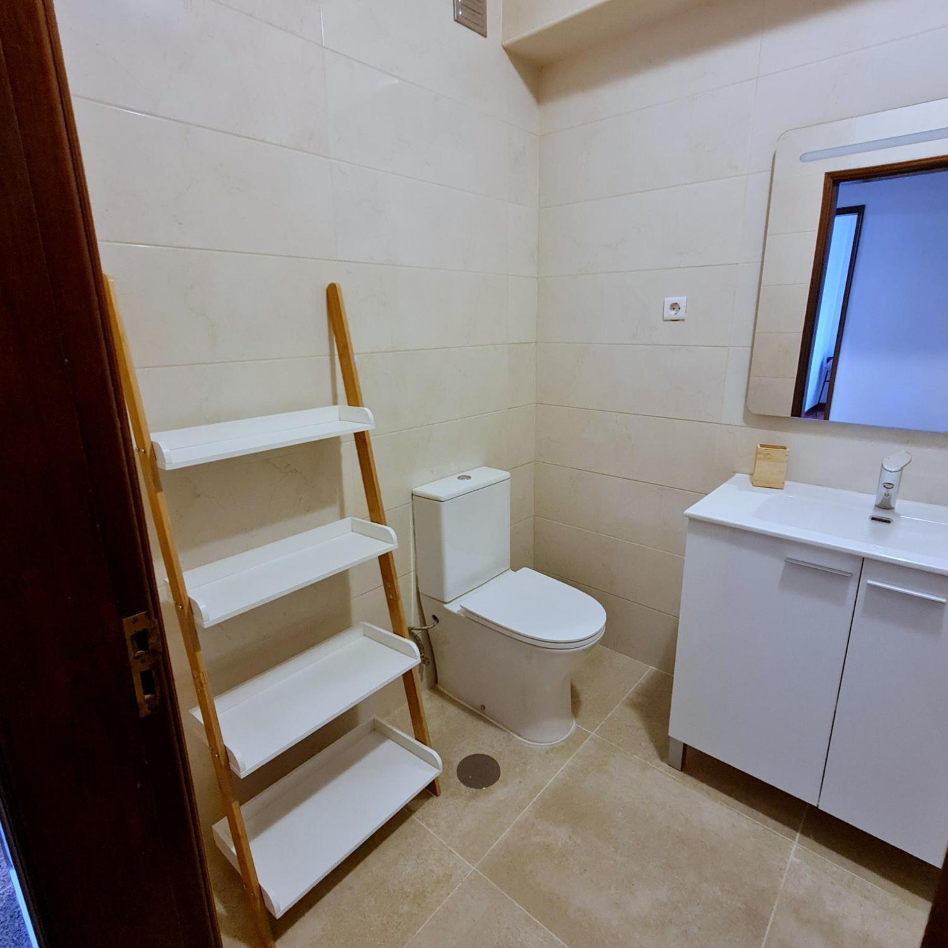 Apartment - Photo 23
