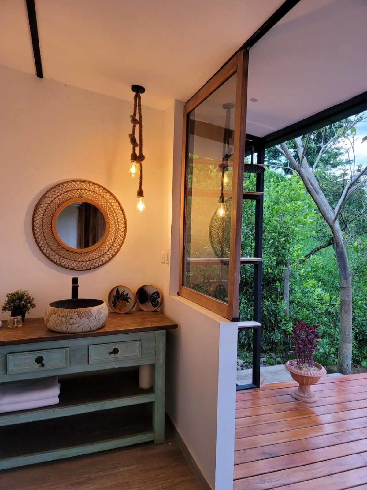 Suite with Lake View photo 3