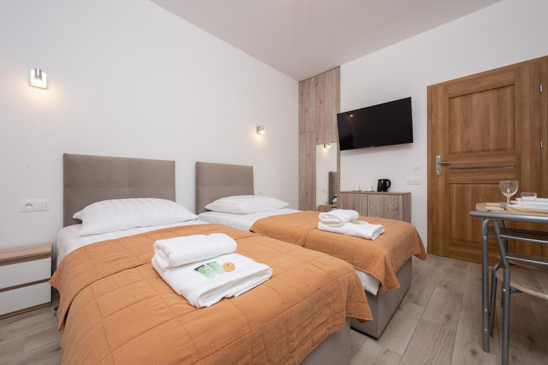 Double Room photo 3