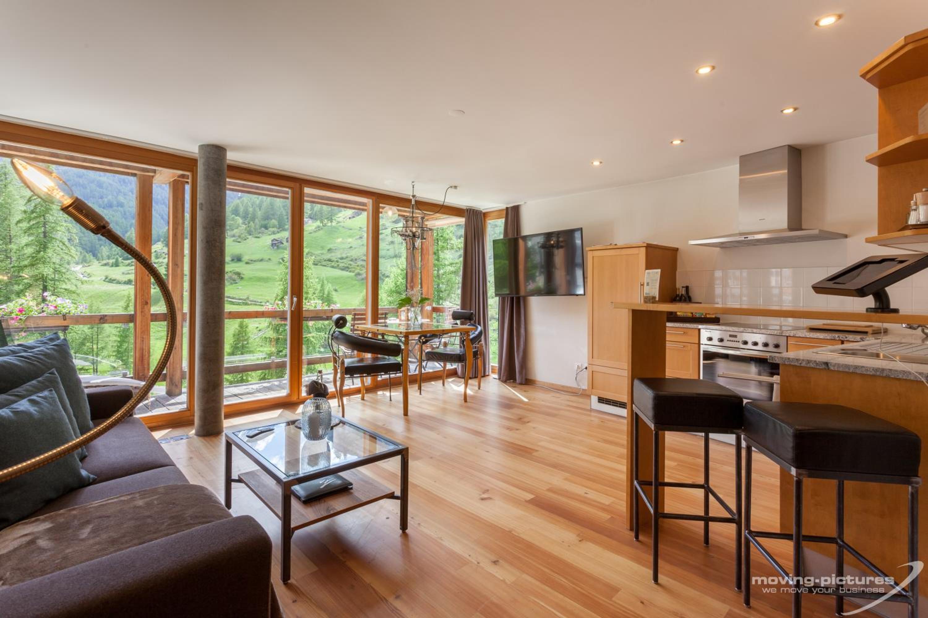 Suite (2 Adults)