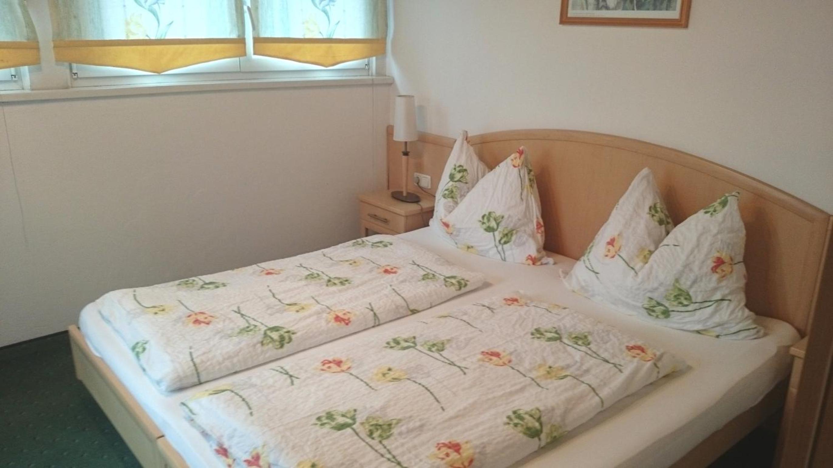Two-Bedroom Suite with Balcony - Photo 5