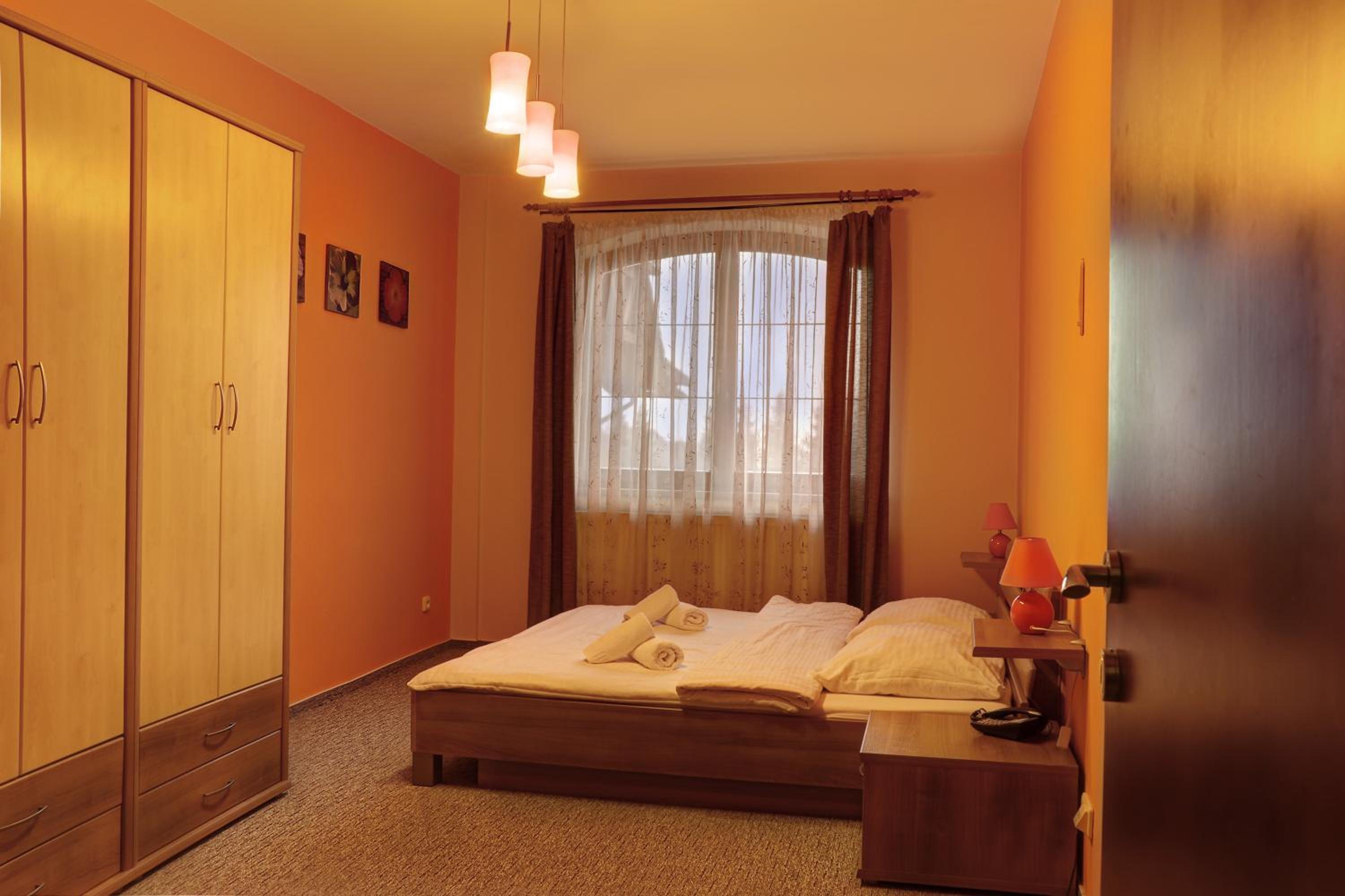 Apartment (5 Adults) - Photo 3