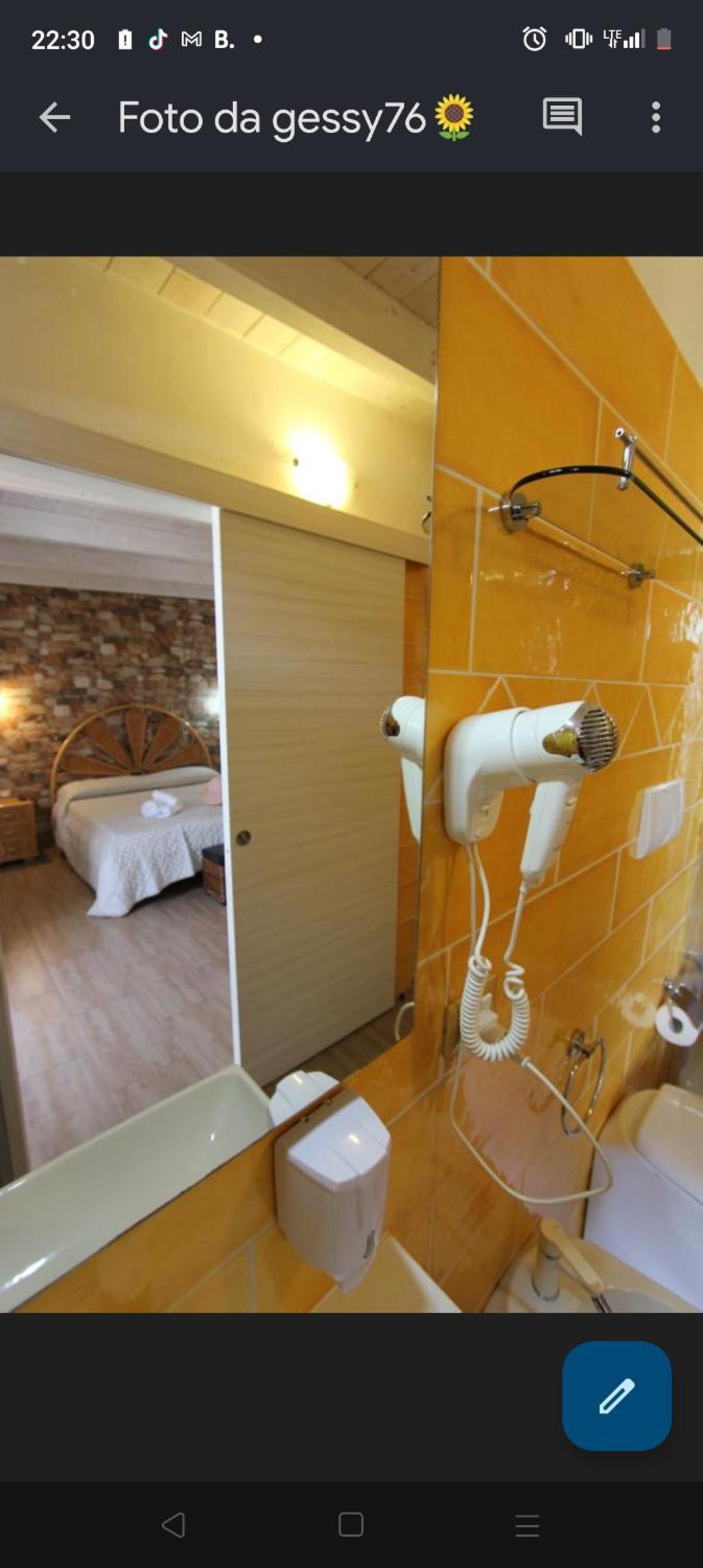 Large Double Room photo 2